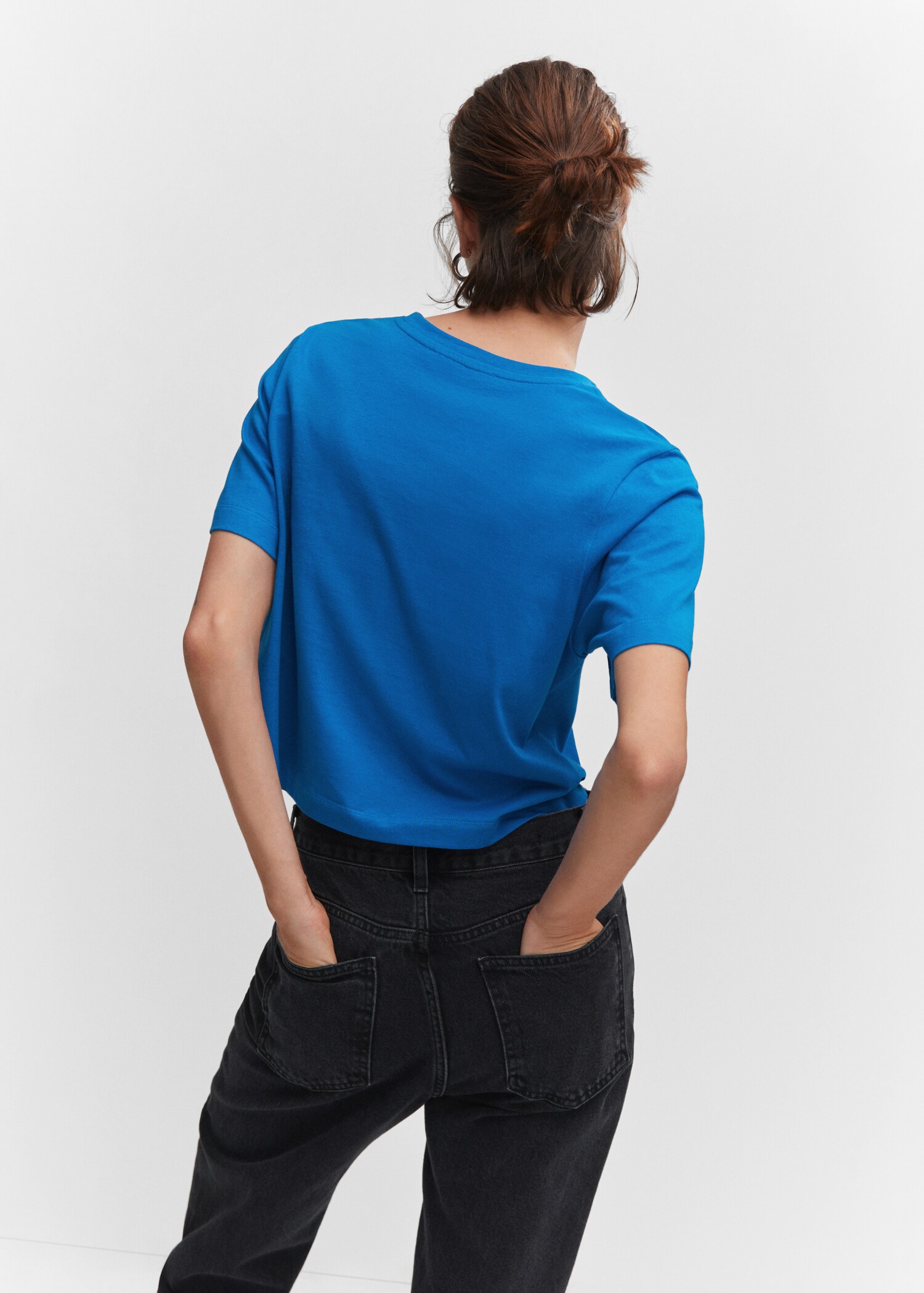 Short-sleeved cotton t-shirt - Reverse of the article