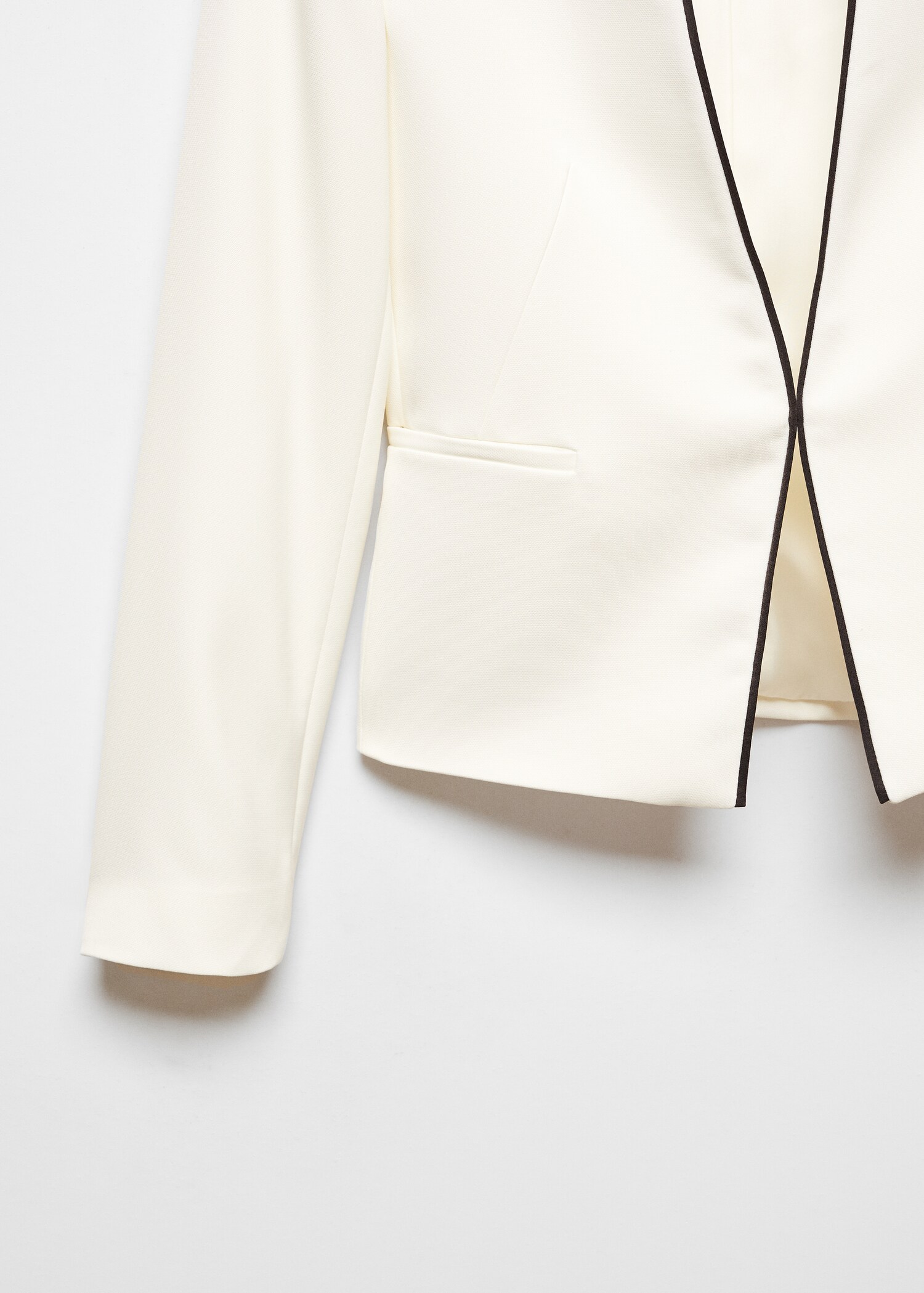 Contrasting trims blazer - Details of the article 8