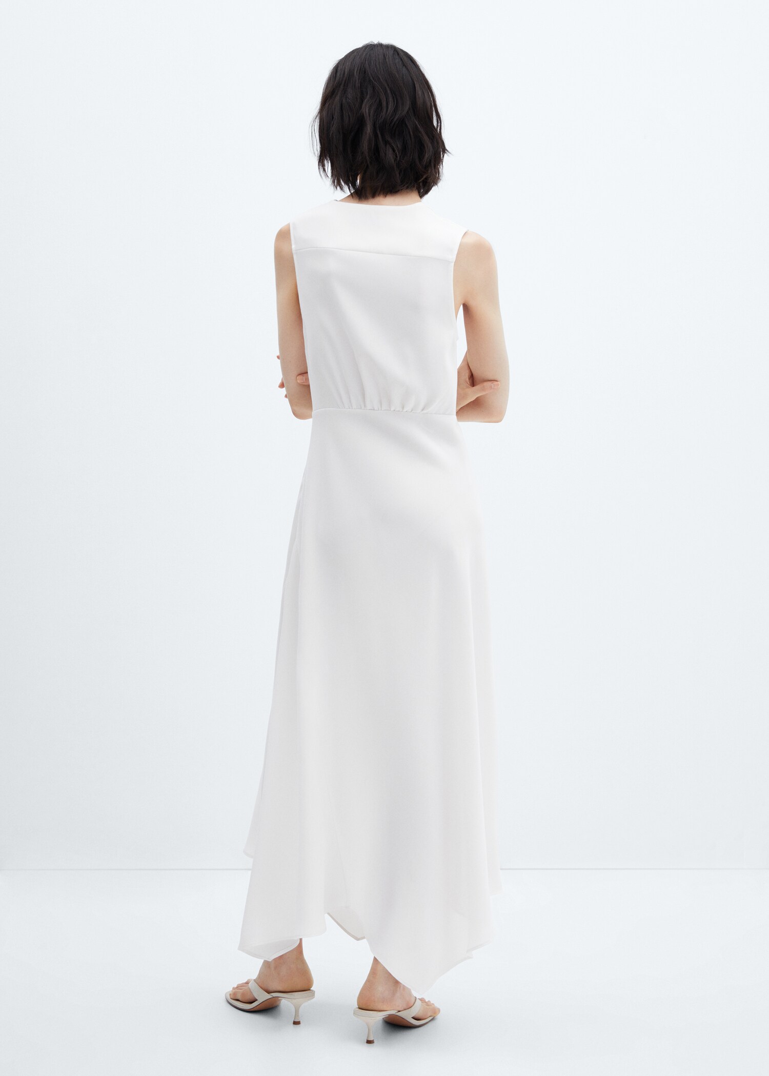 Asymmetrical dress with side slit - Reverse of the article