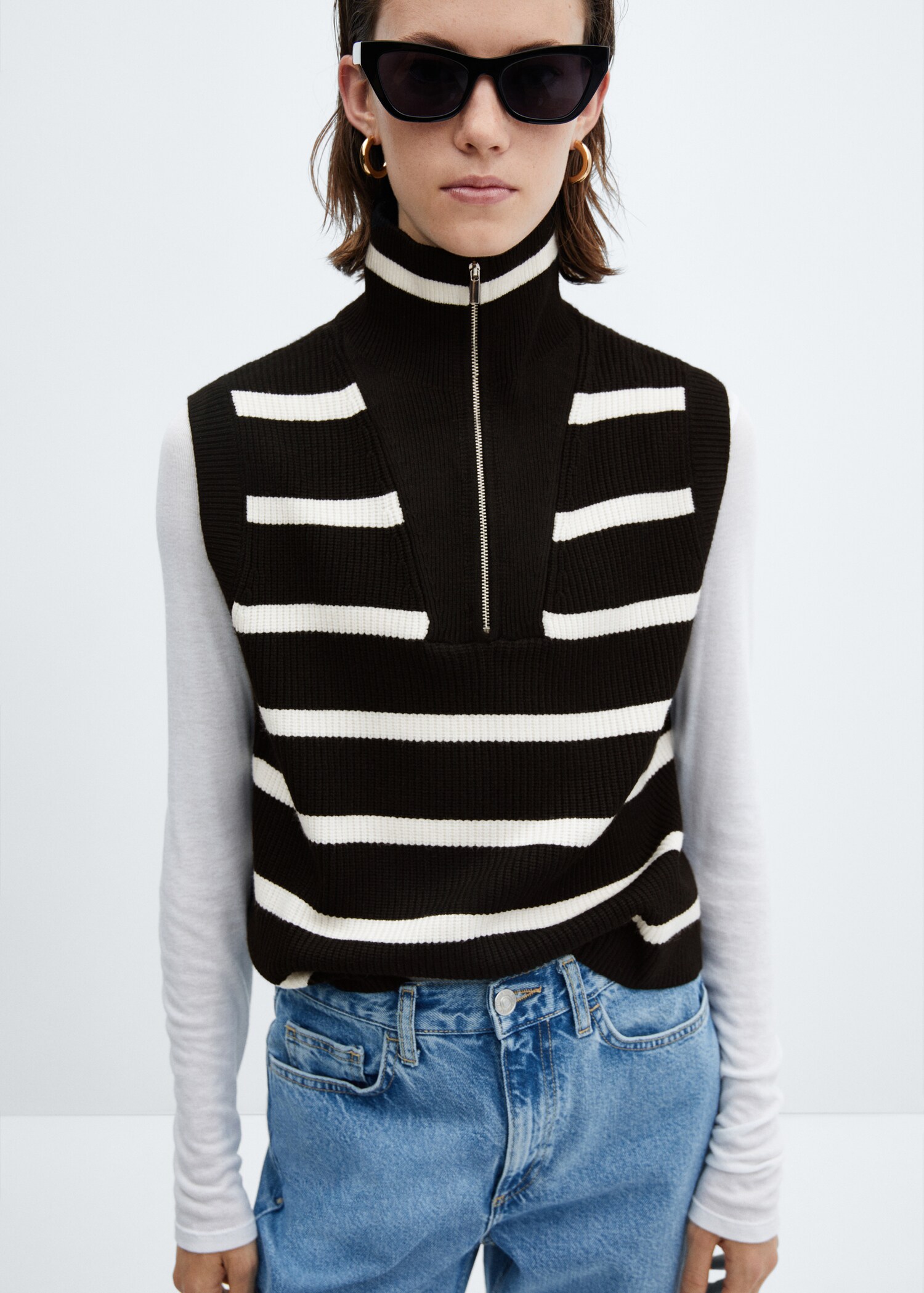 Striped gilet with zip - Medium plane