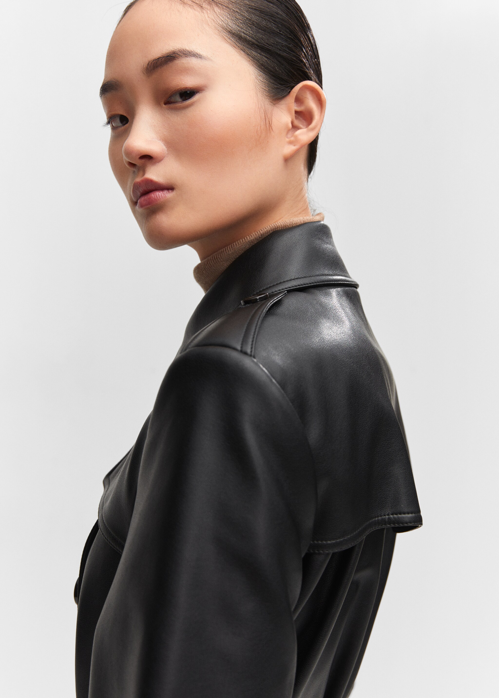 Leather-effect trench coat - Details of the article 1