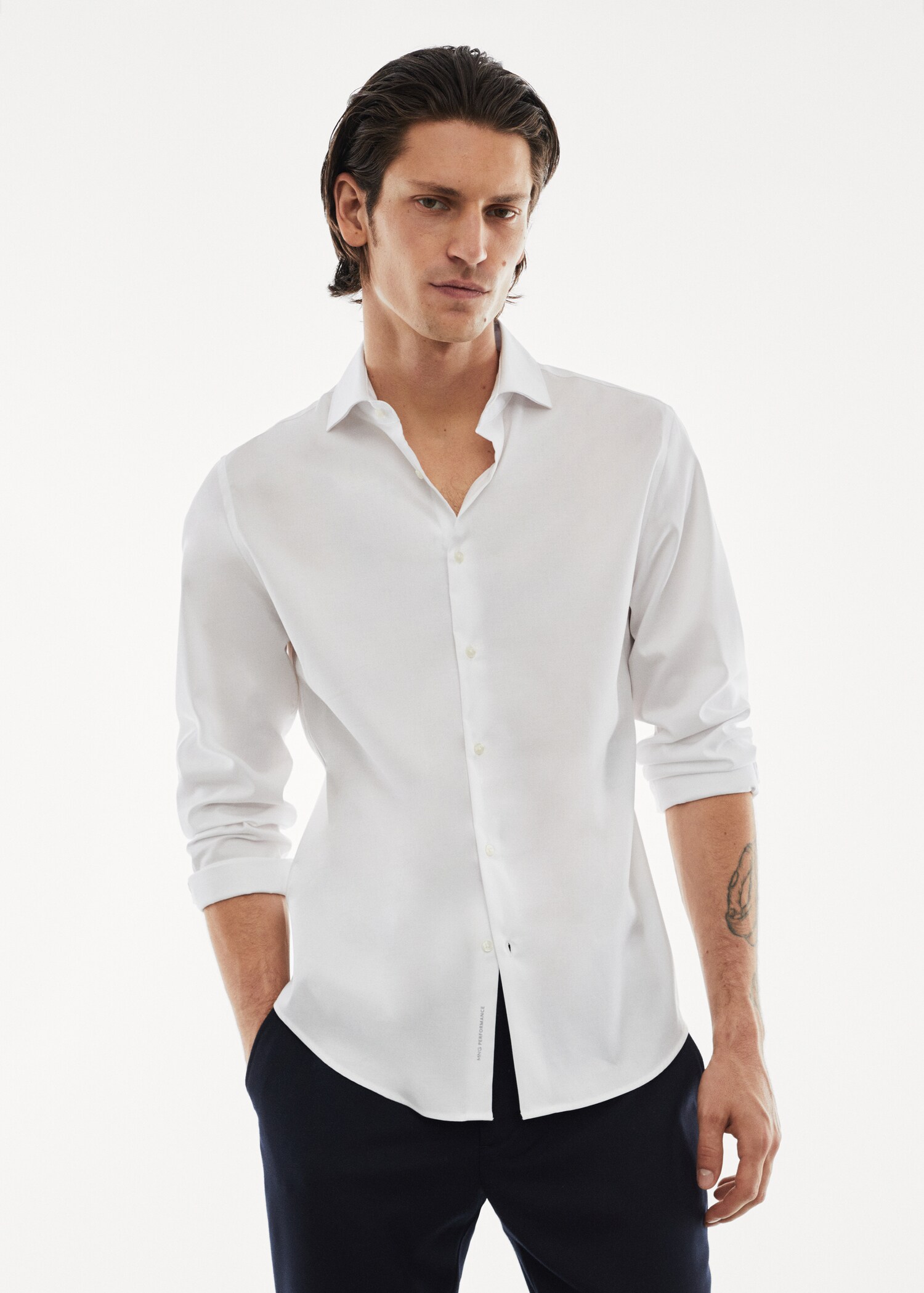 Camisa traje microestructura strech - Plano medio