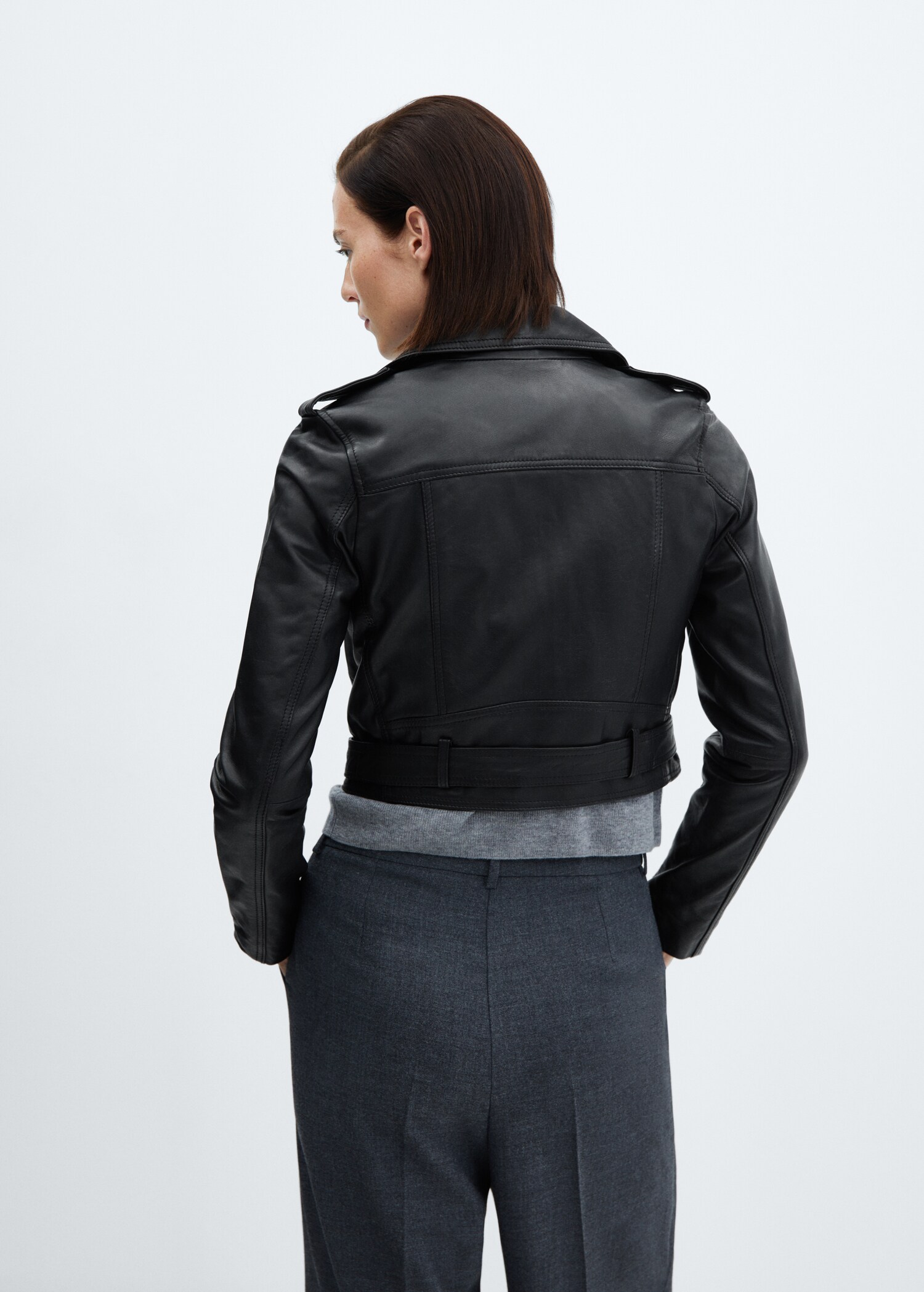 Zipper leather biker jacket - Reverse of the article