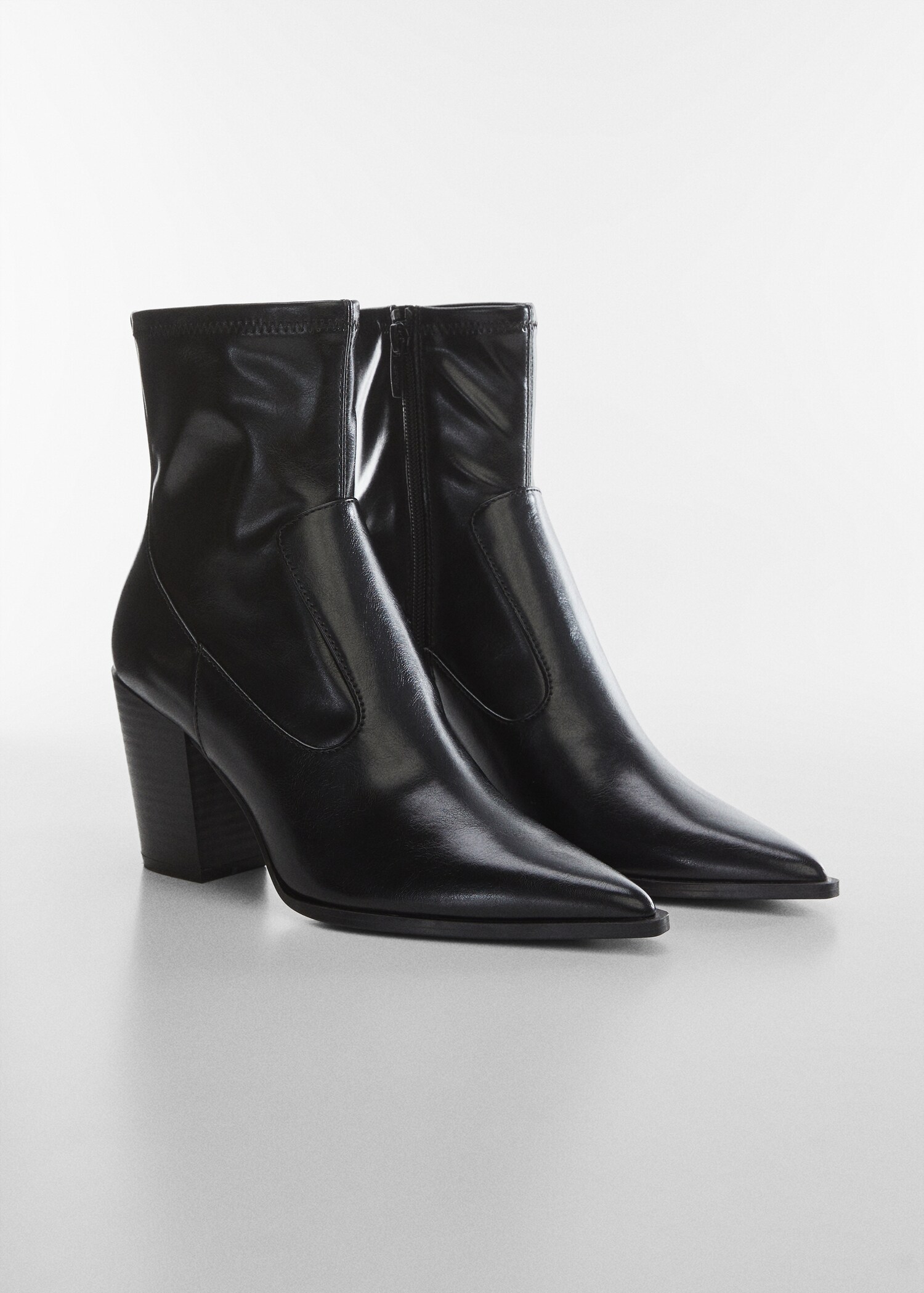 Bottines pointues fermeture Éclair - Plan moyen