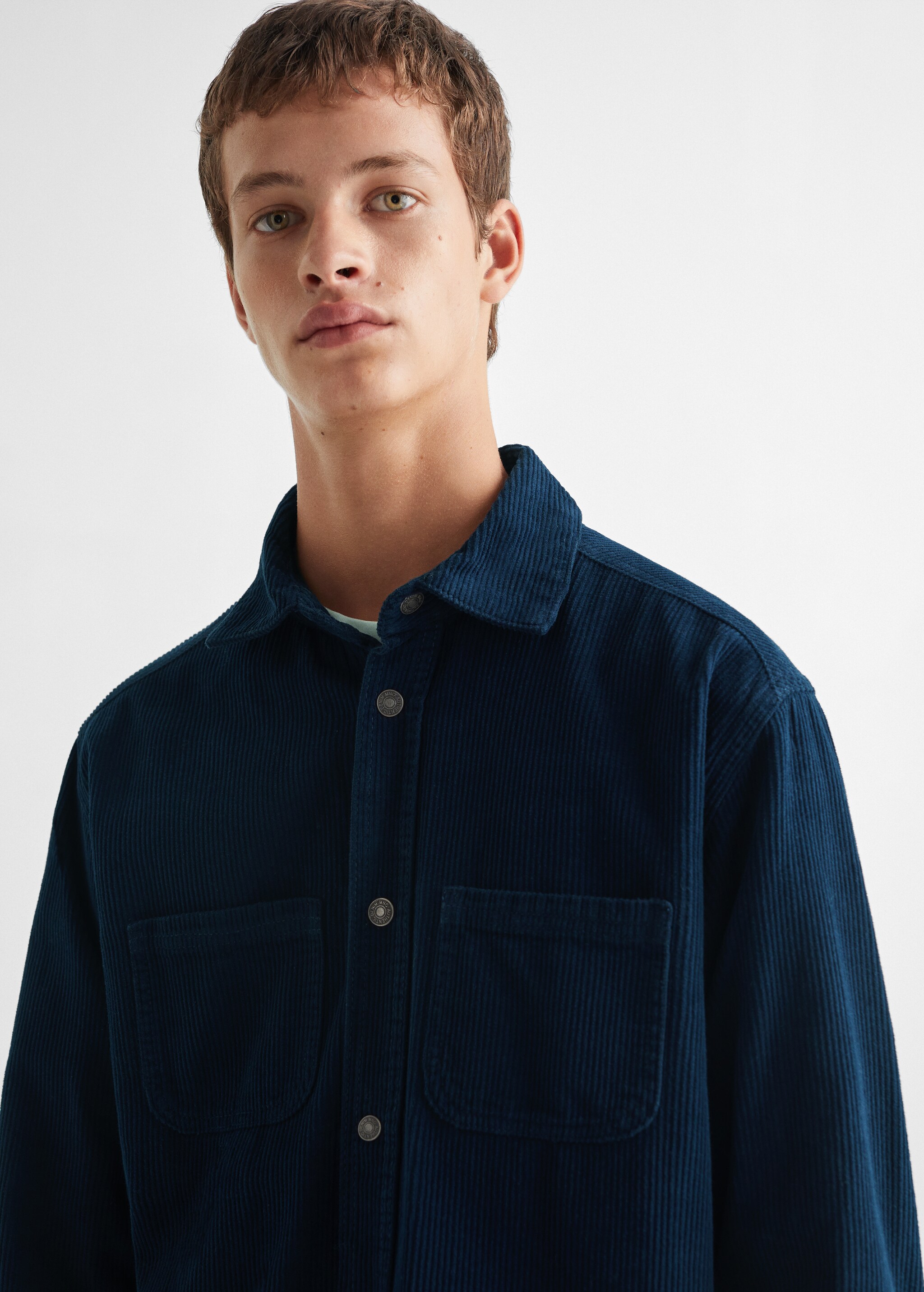Corduroy overshirt - Details of the article 1