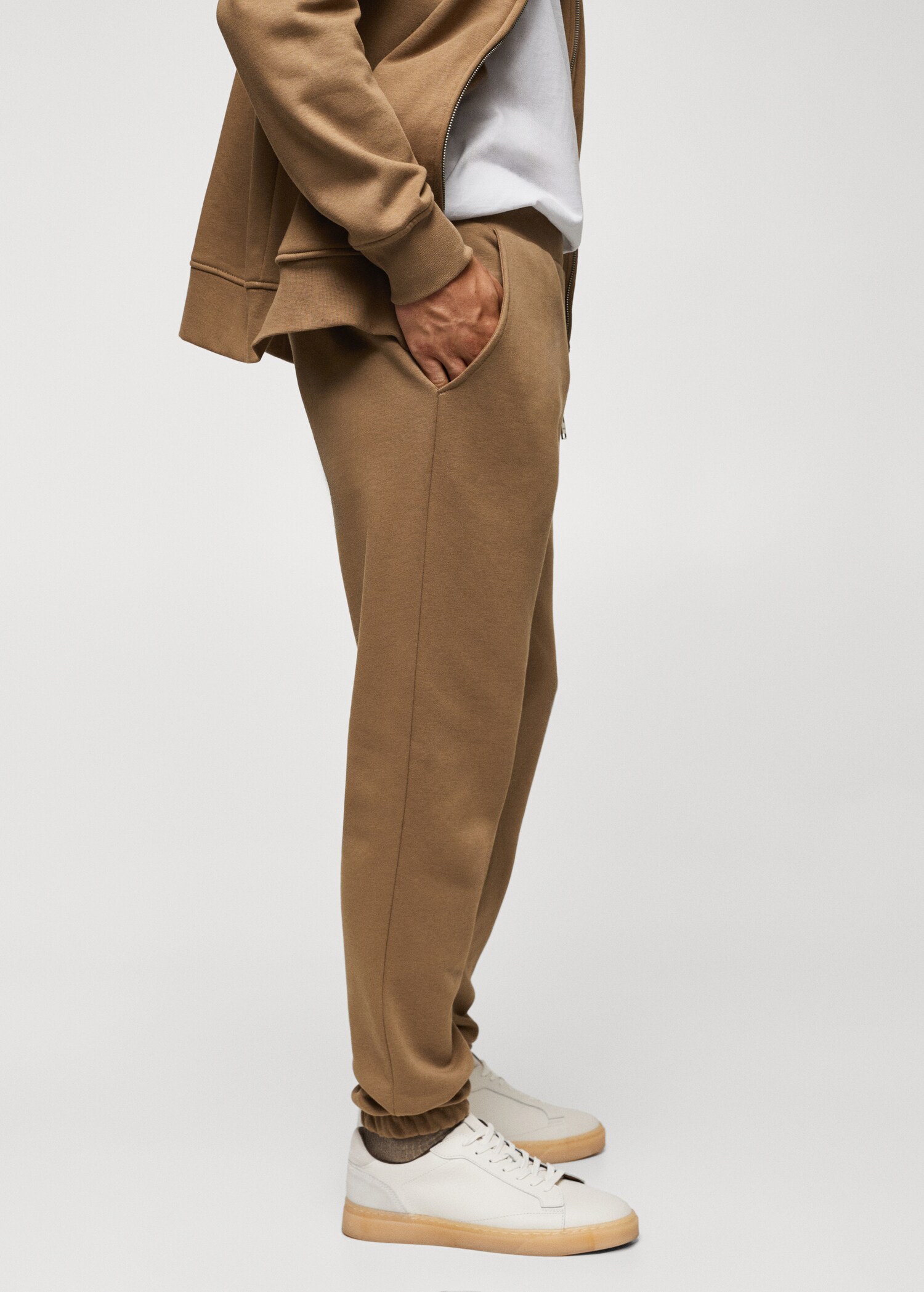 Cotton jogger-style trousers - Details of the article 4
