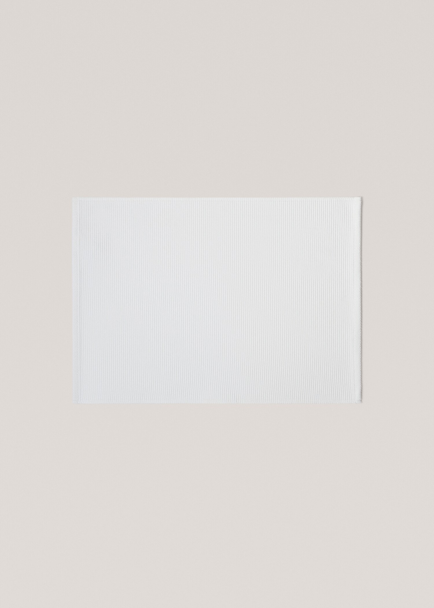 Kupaonska prostirka od mješavine frotira i buklea 50 x 70 cm - Artikl bez modela
