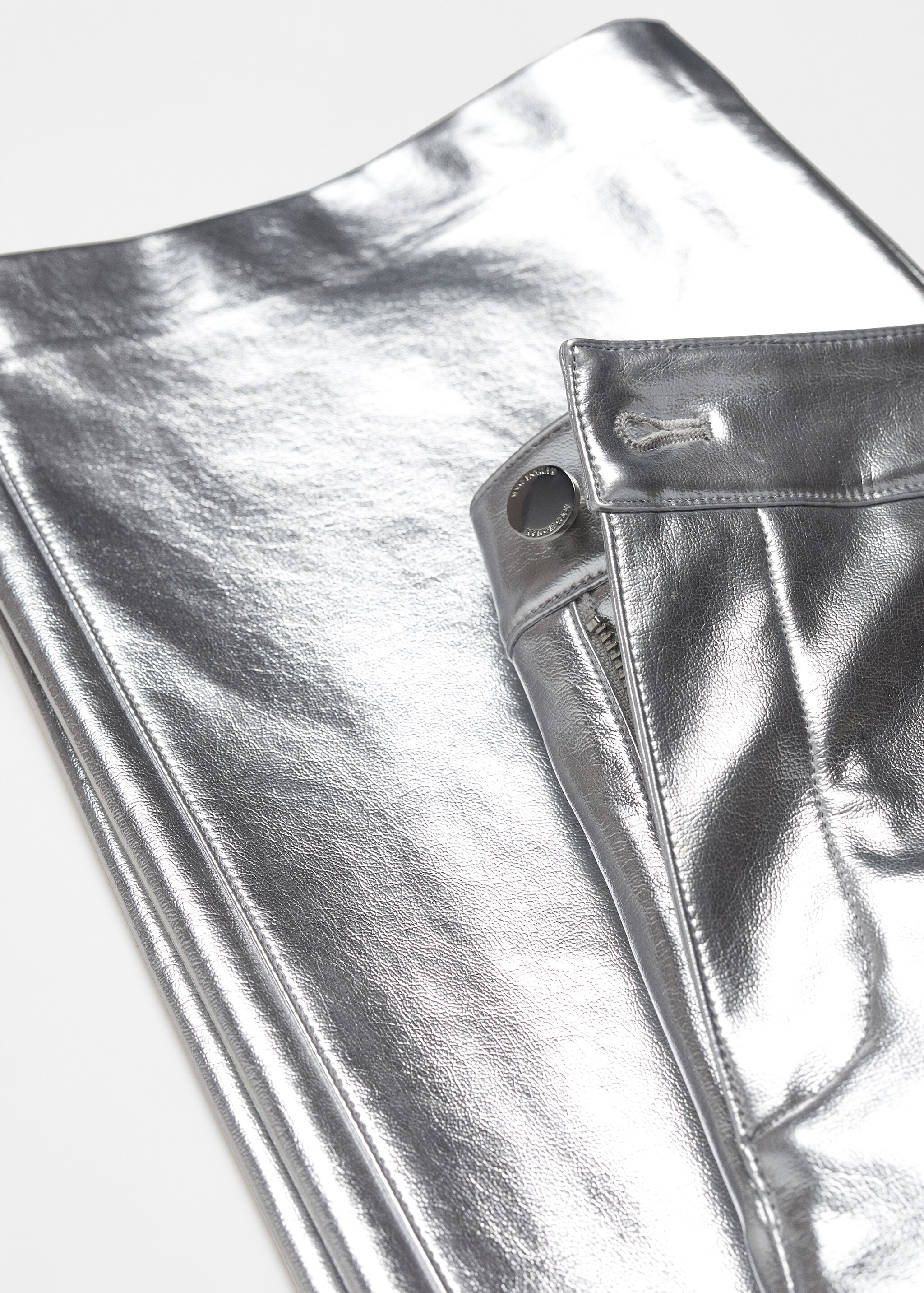 Metallic leather-effect trousers - Details of the article 8