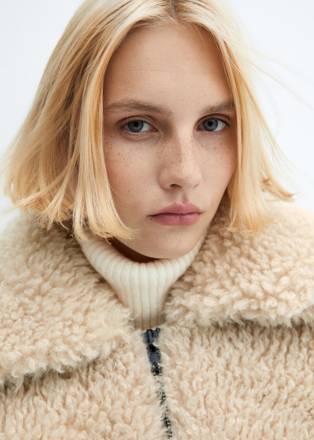 Fur effect bomber jacket Women MANGO Montenegro