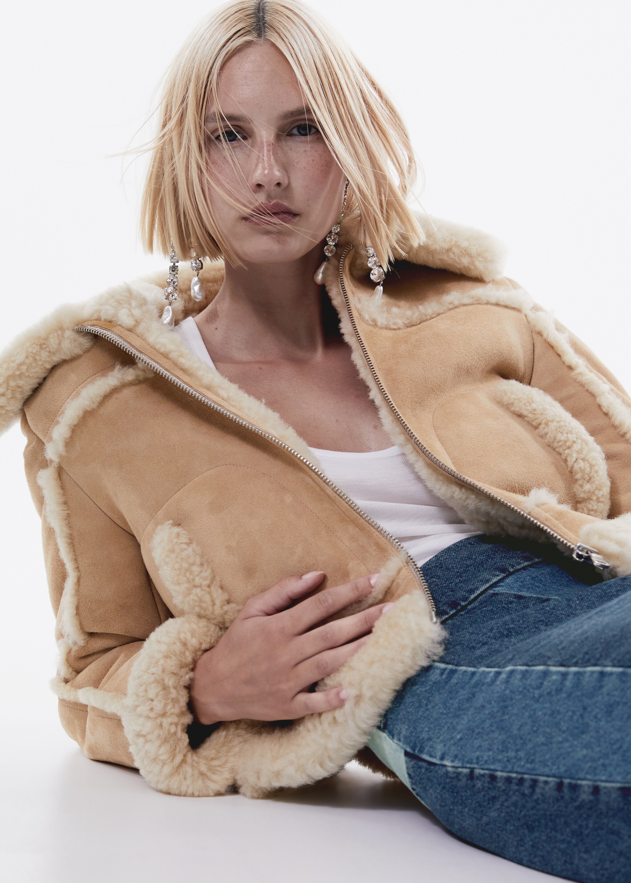 Shearling-lined leather jacket - Details of the article 2