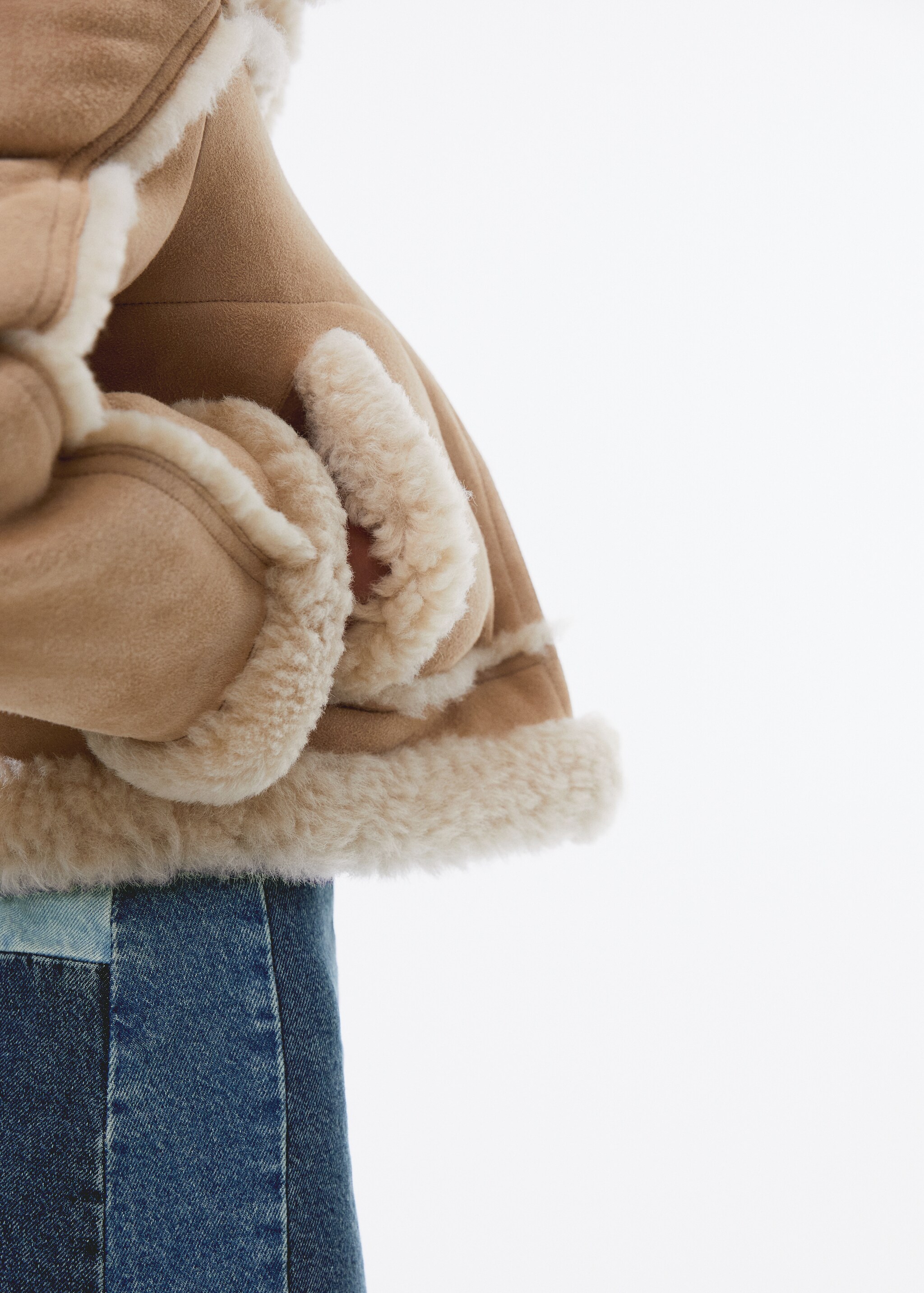 Shearling-lined leather jacket - Details of the article 6
