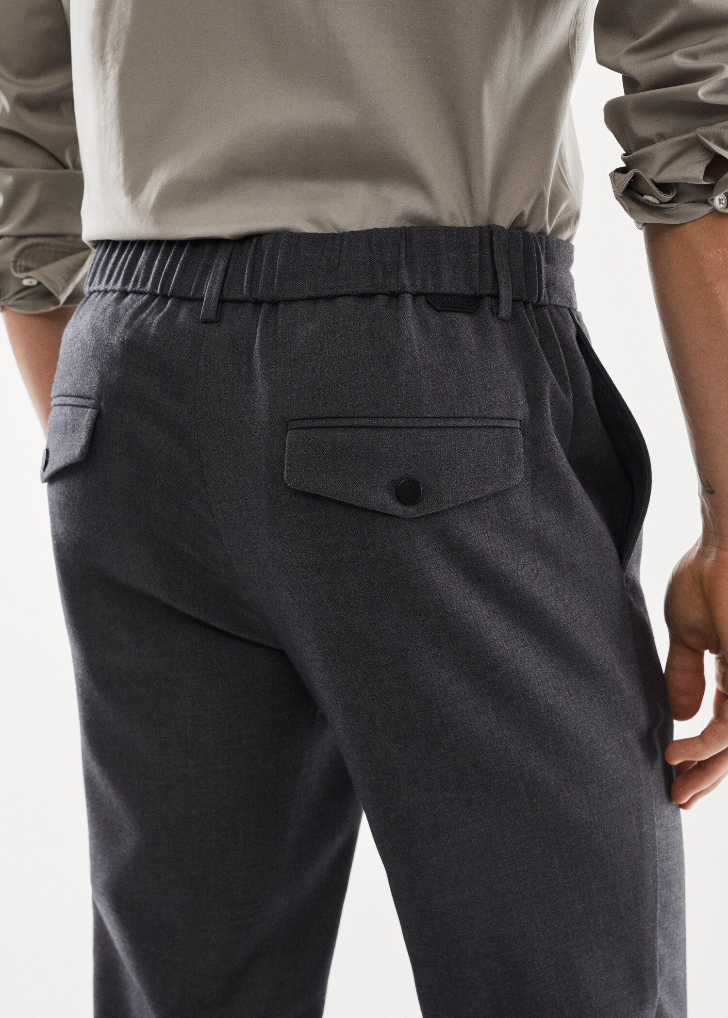 Pantalon slim fit tissu technique - Détail de l'article 2