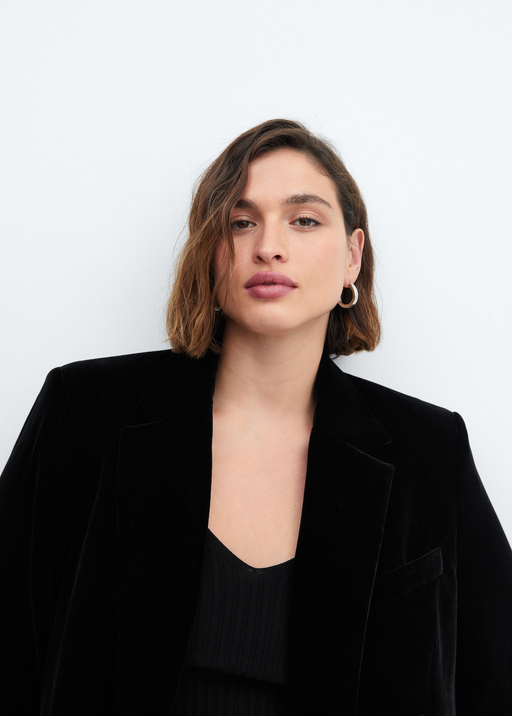 Velvet blazer Women MANGO USA