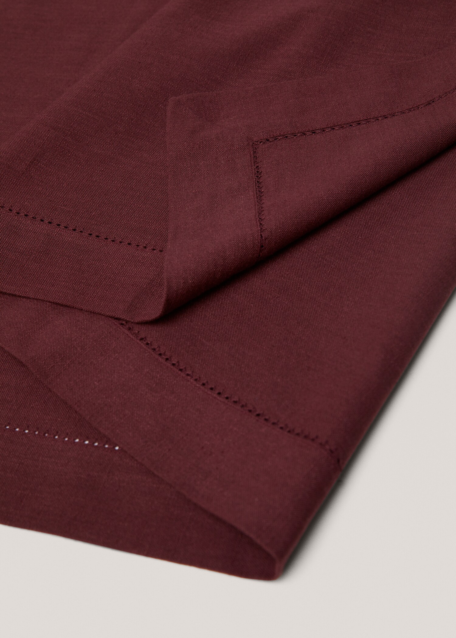 Hemstitch embroidered tablecloth 170x250cm - Details of the article 1