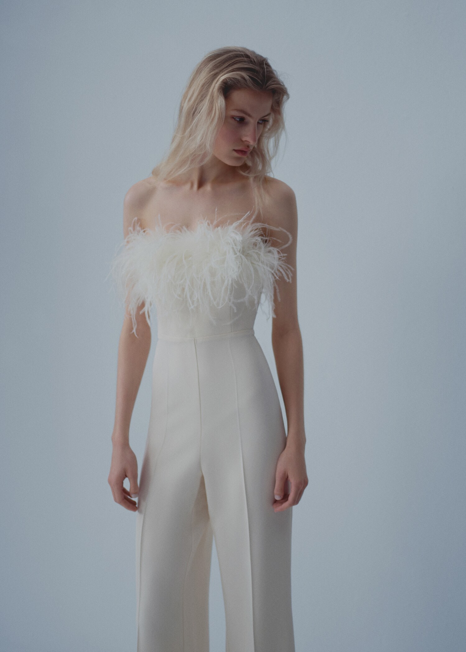 Tube jumpsuit with feathers - Medium plane