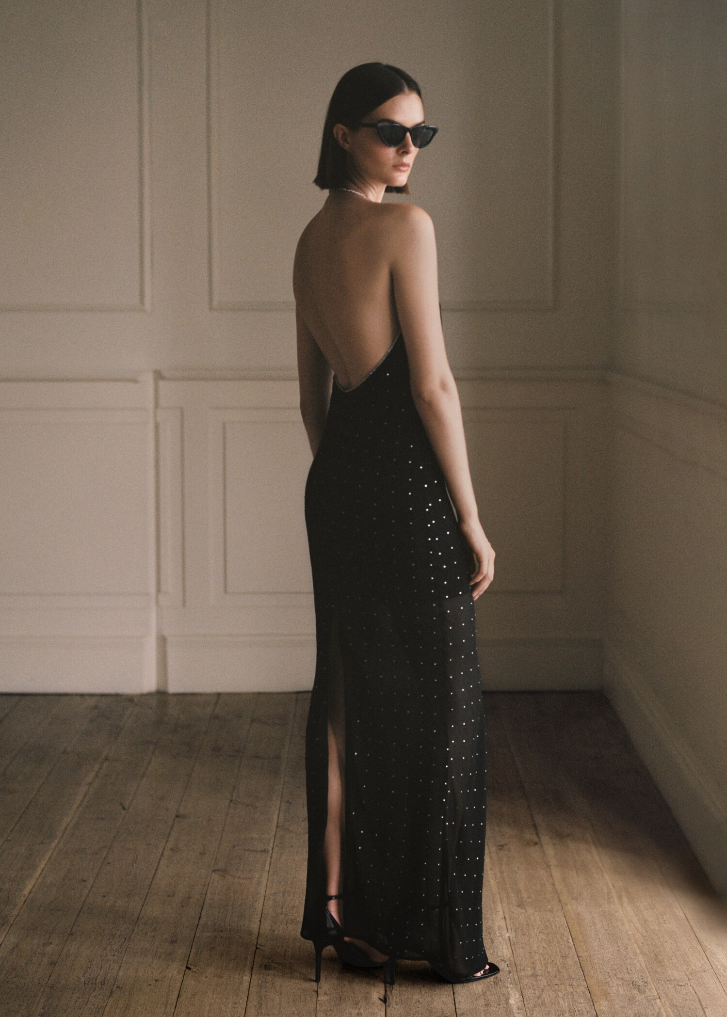 Draped-neck rhinestone dress - Details of the article 6