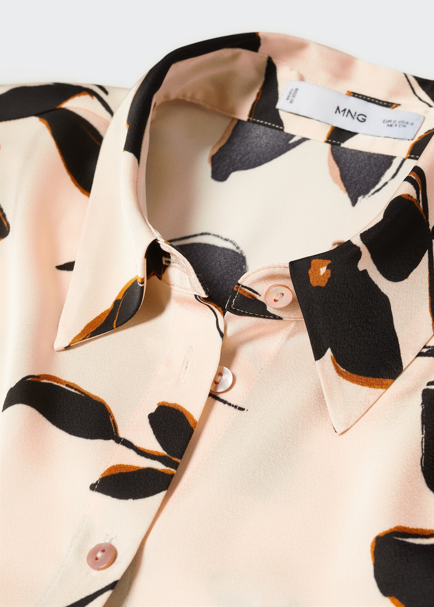 Camisa satinada estampada - Detalle del artículo 8