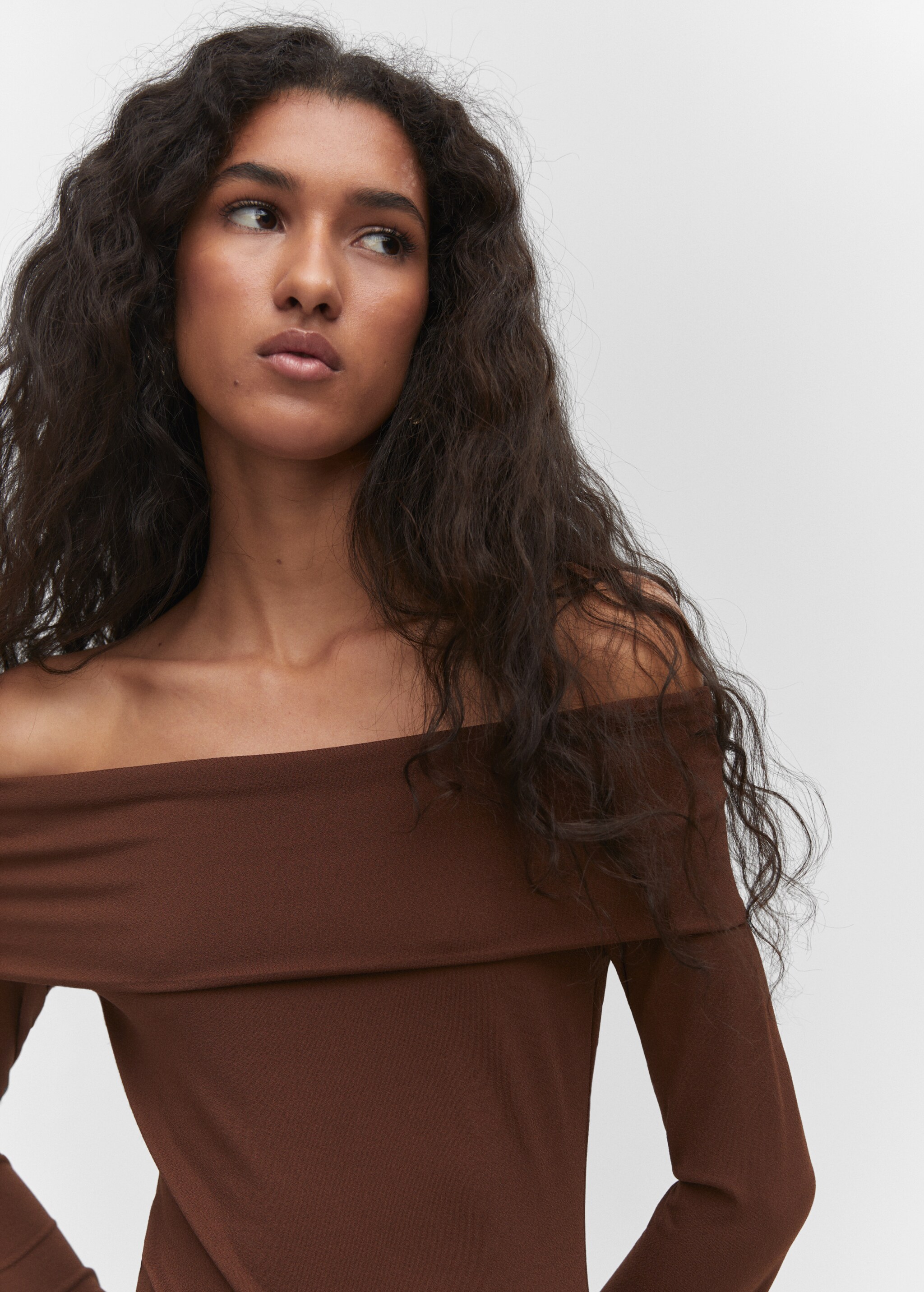 Off-the-shoulder midi-dress - Details of the article 1