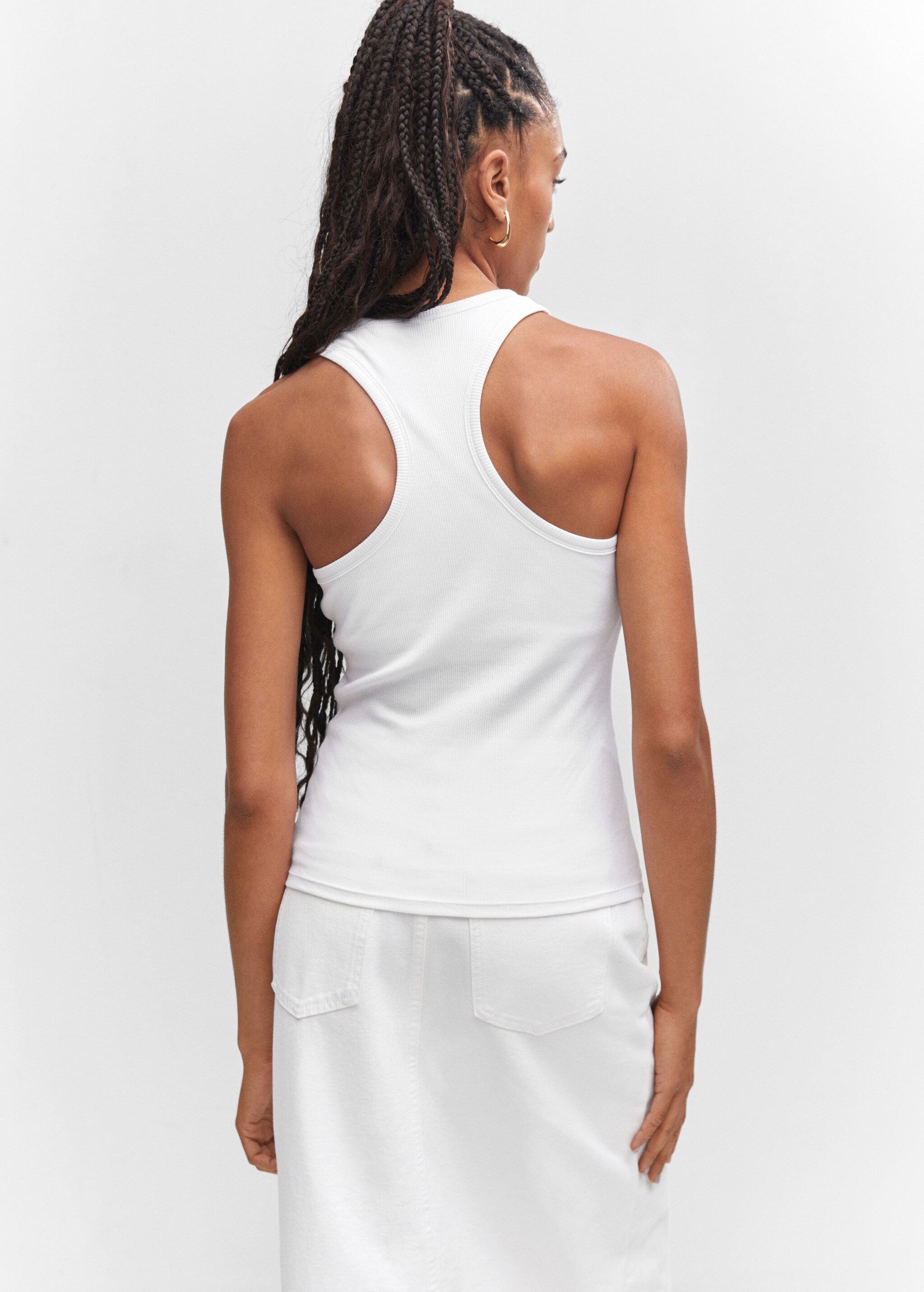 Halter top with low-cut back - Reverse of the article