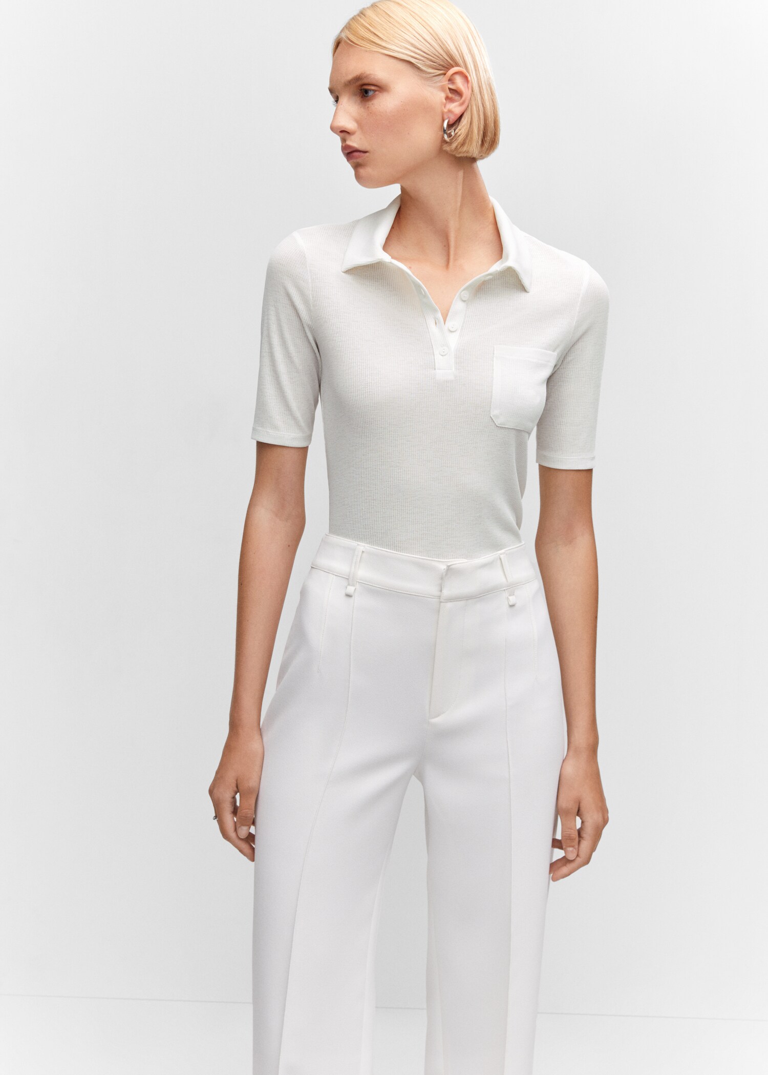 Short-sleeved polo shirt with buttons - Medium plane