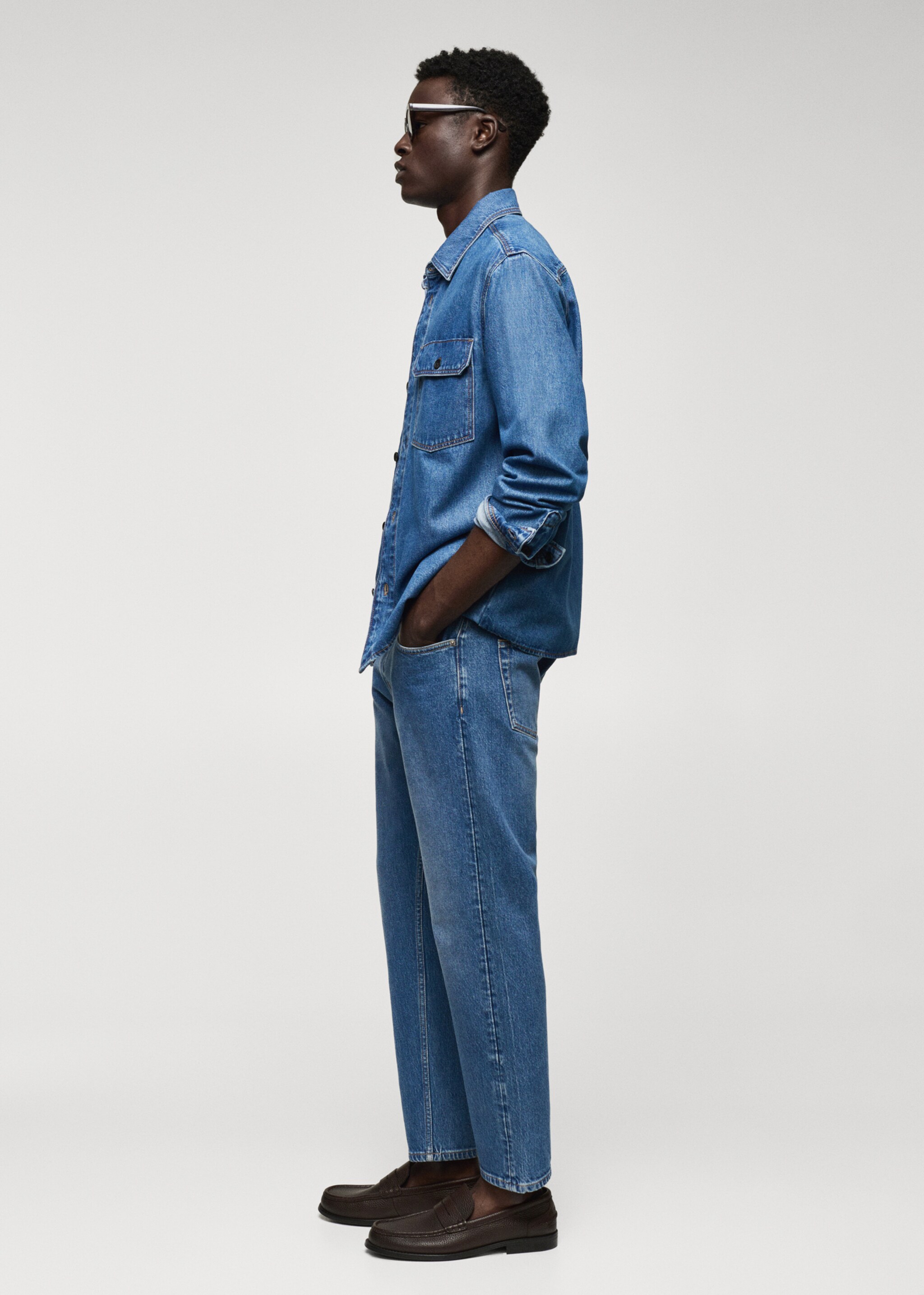Cotton denim overshirt with pockets - Details of the article 2, Medium Blue. Ref: 57074415-00.