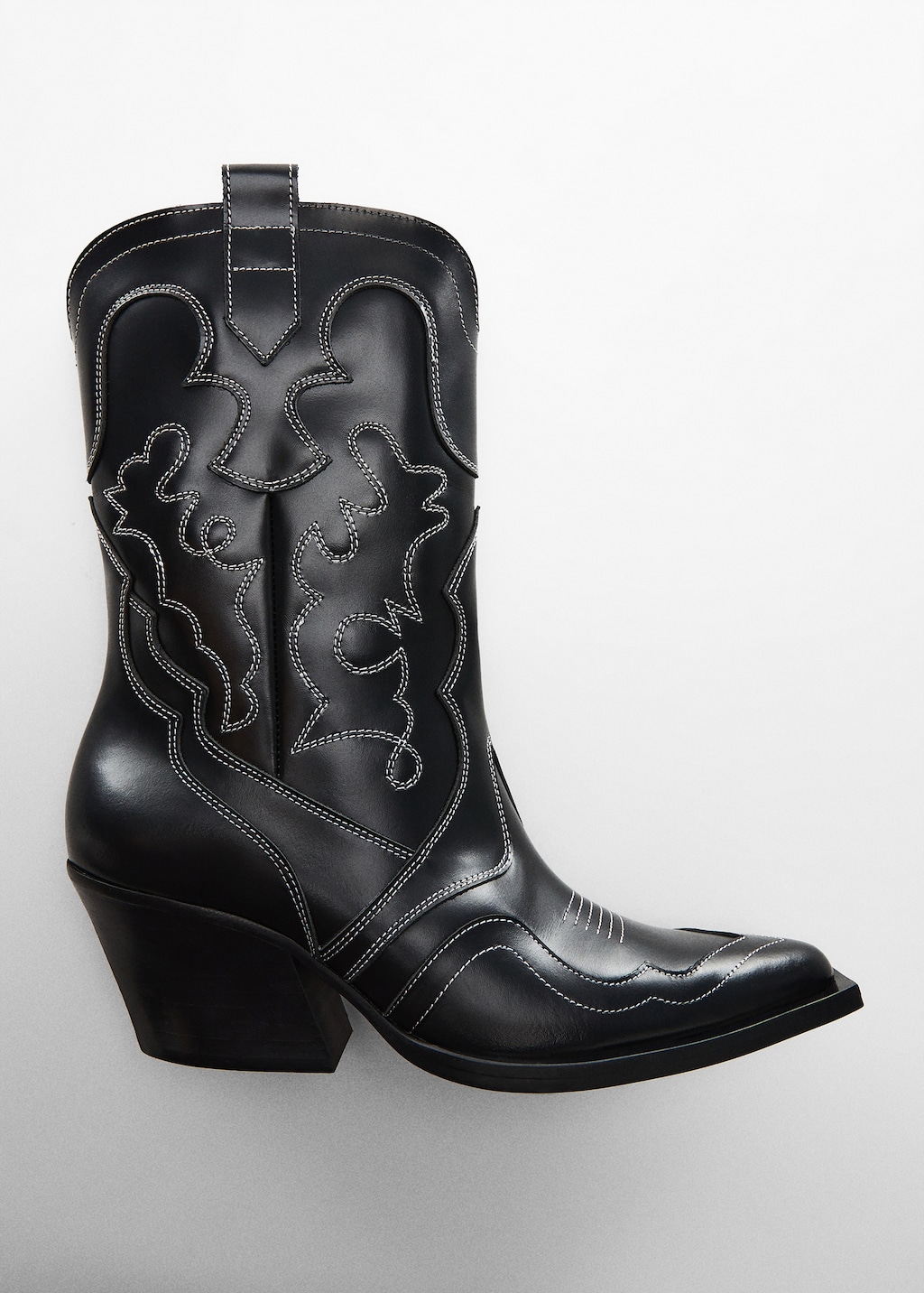 Leather cowboy ankle boots with seams