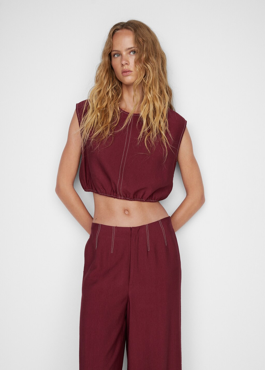 Top abullonado costuras Mujer MANGO Uruguay