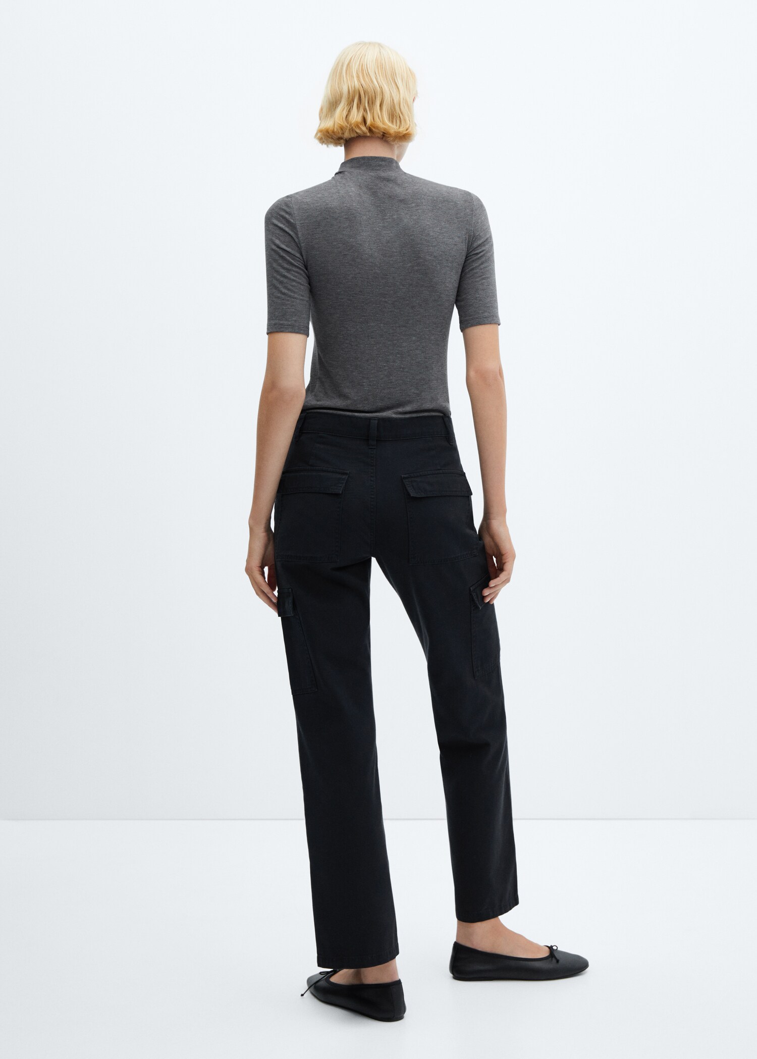 Jeans cargo bolsillos - Reverso del artículo