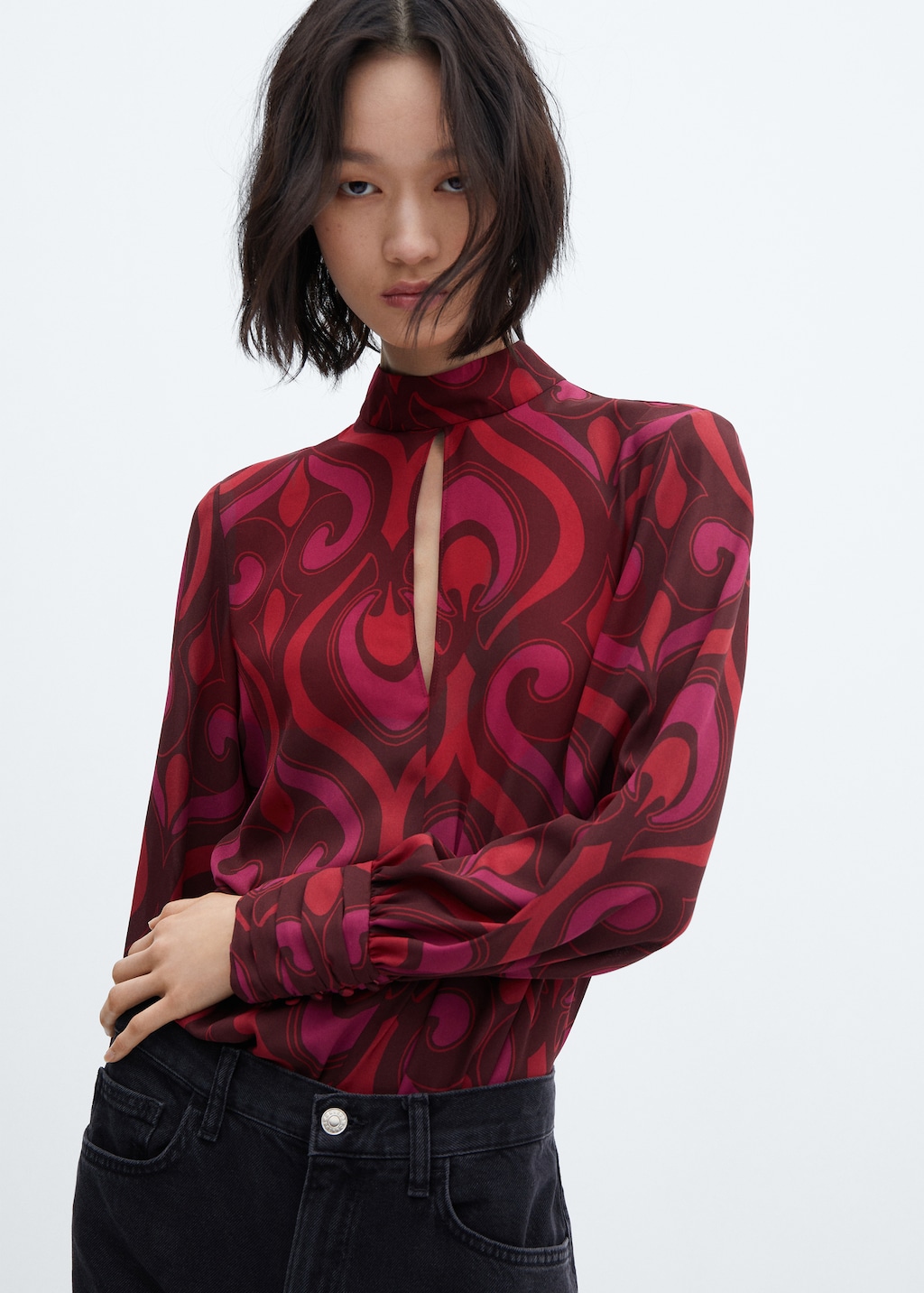 Printed blouse with opening detail - Women | MANGO China