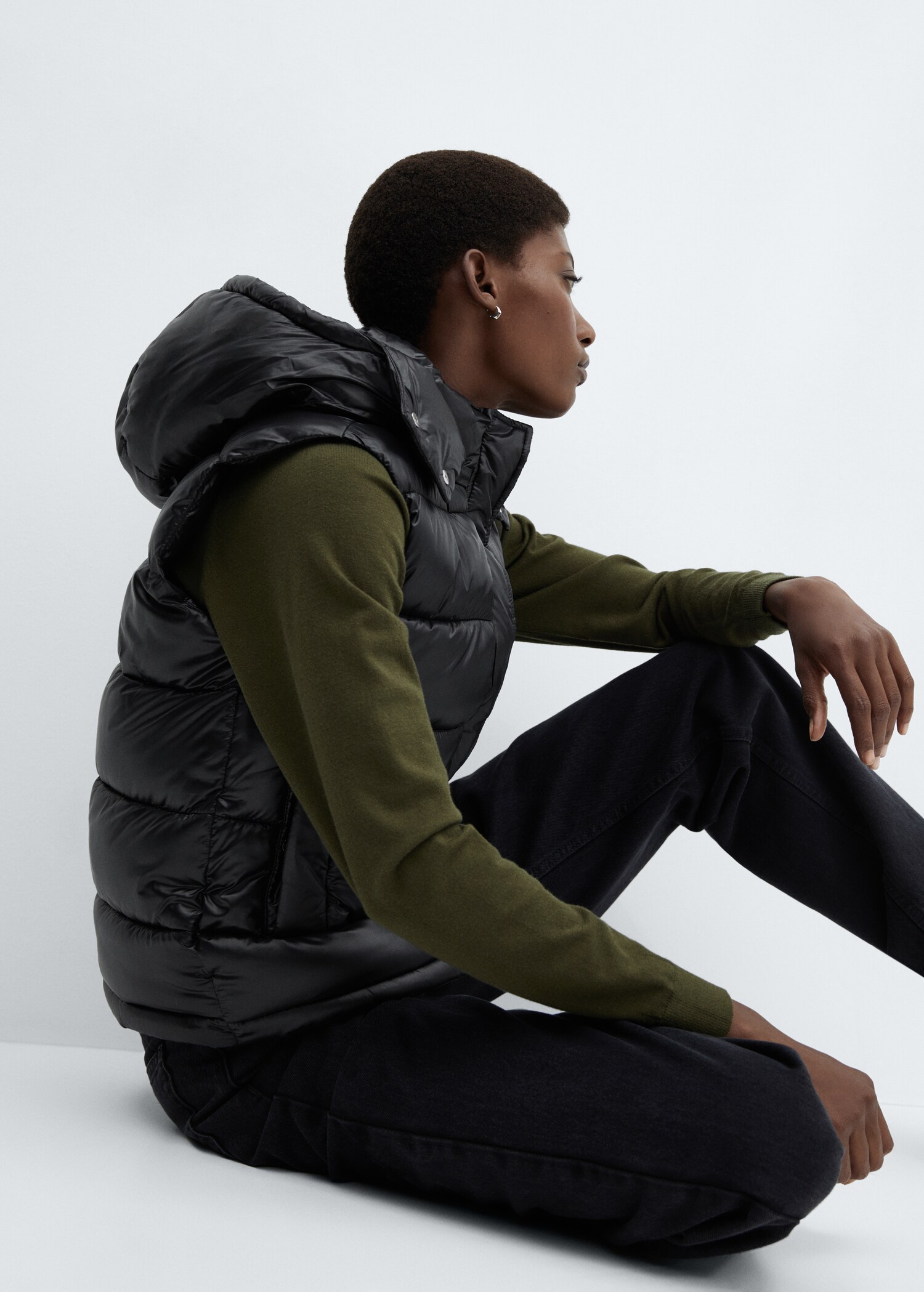 Gilet matelassé imperméable à capuche - Détail de l'article 2