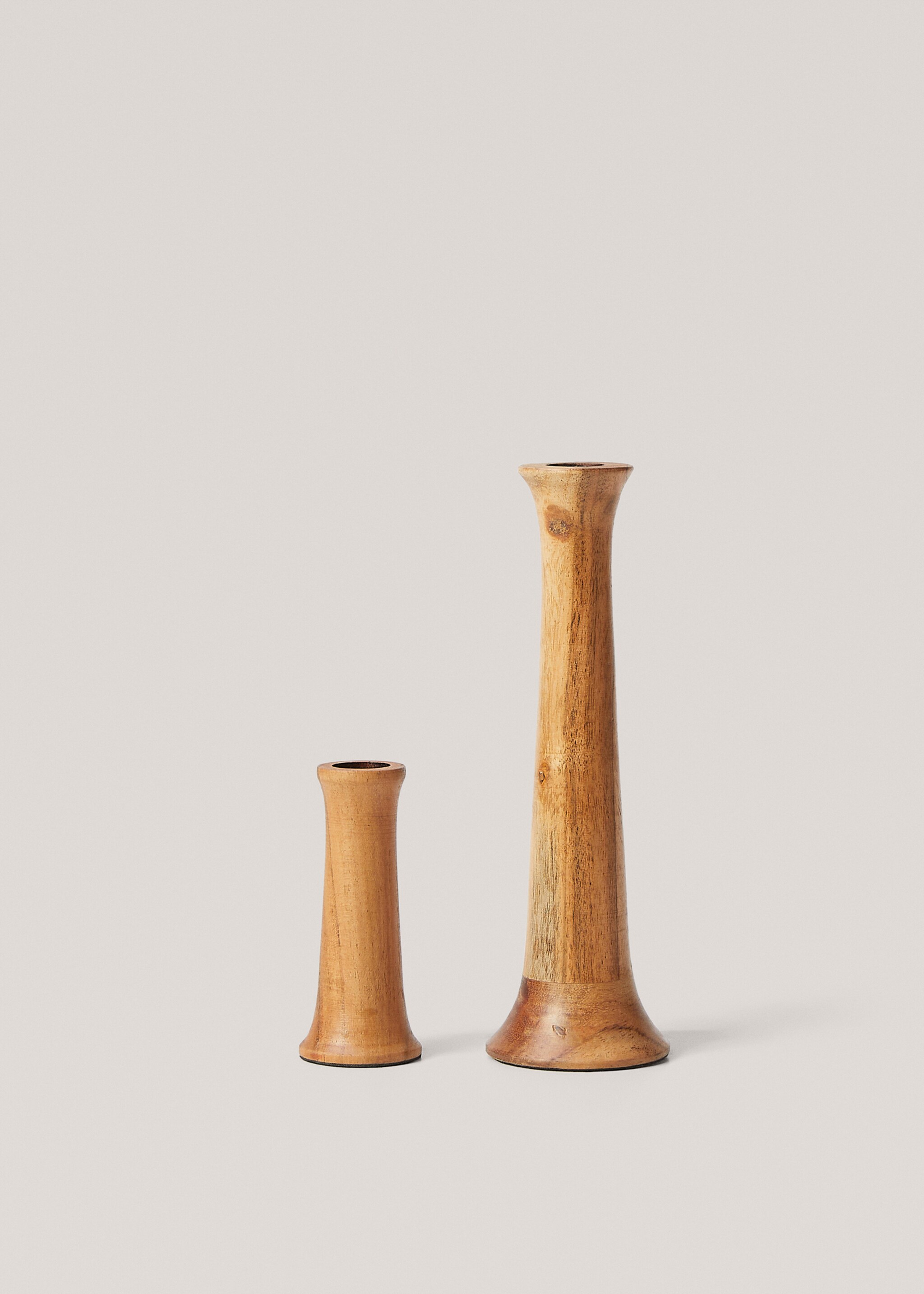 Wood candle holder S - Details of the article 4