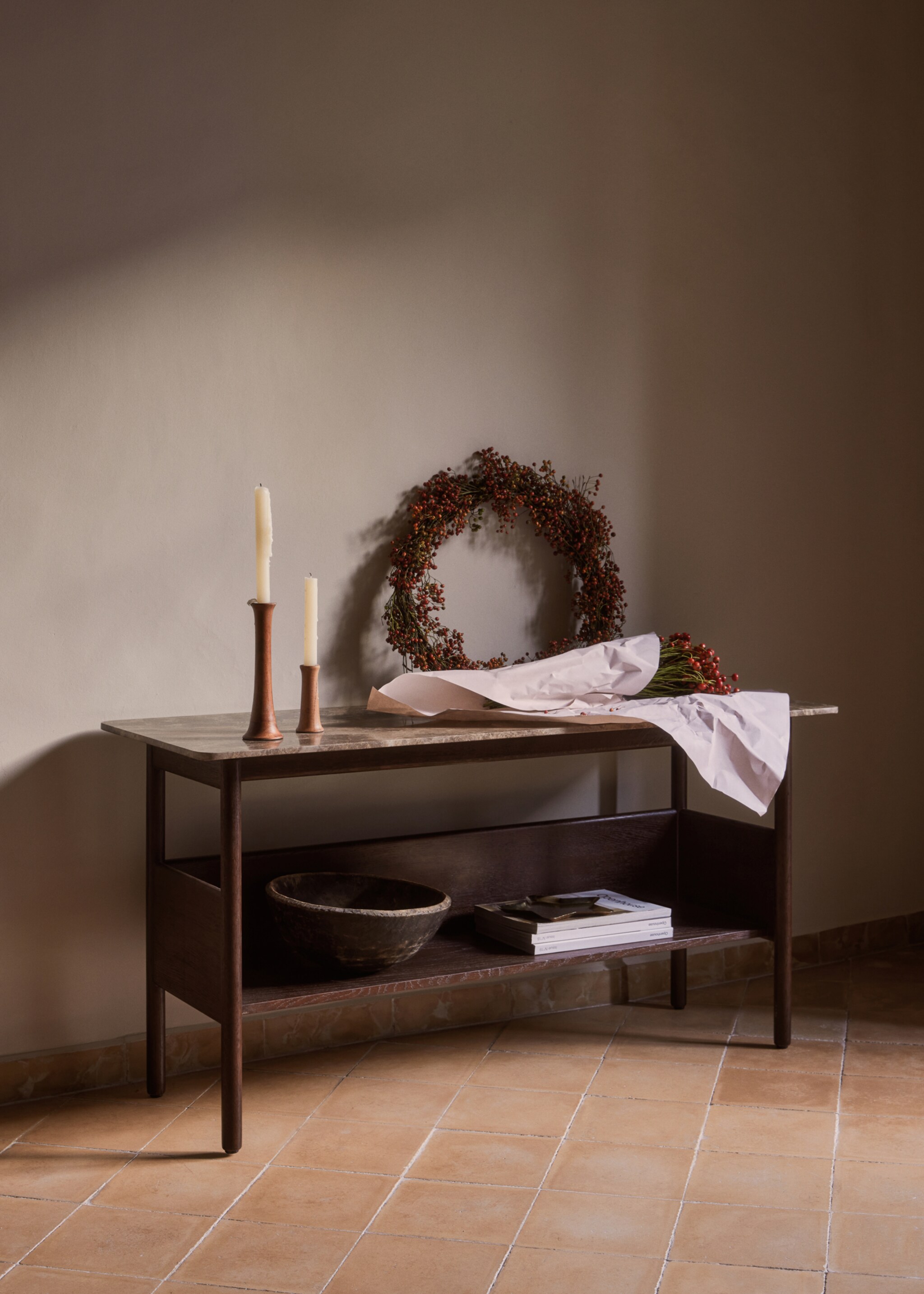 Wood candle holder S - Details of the article 7