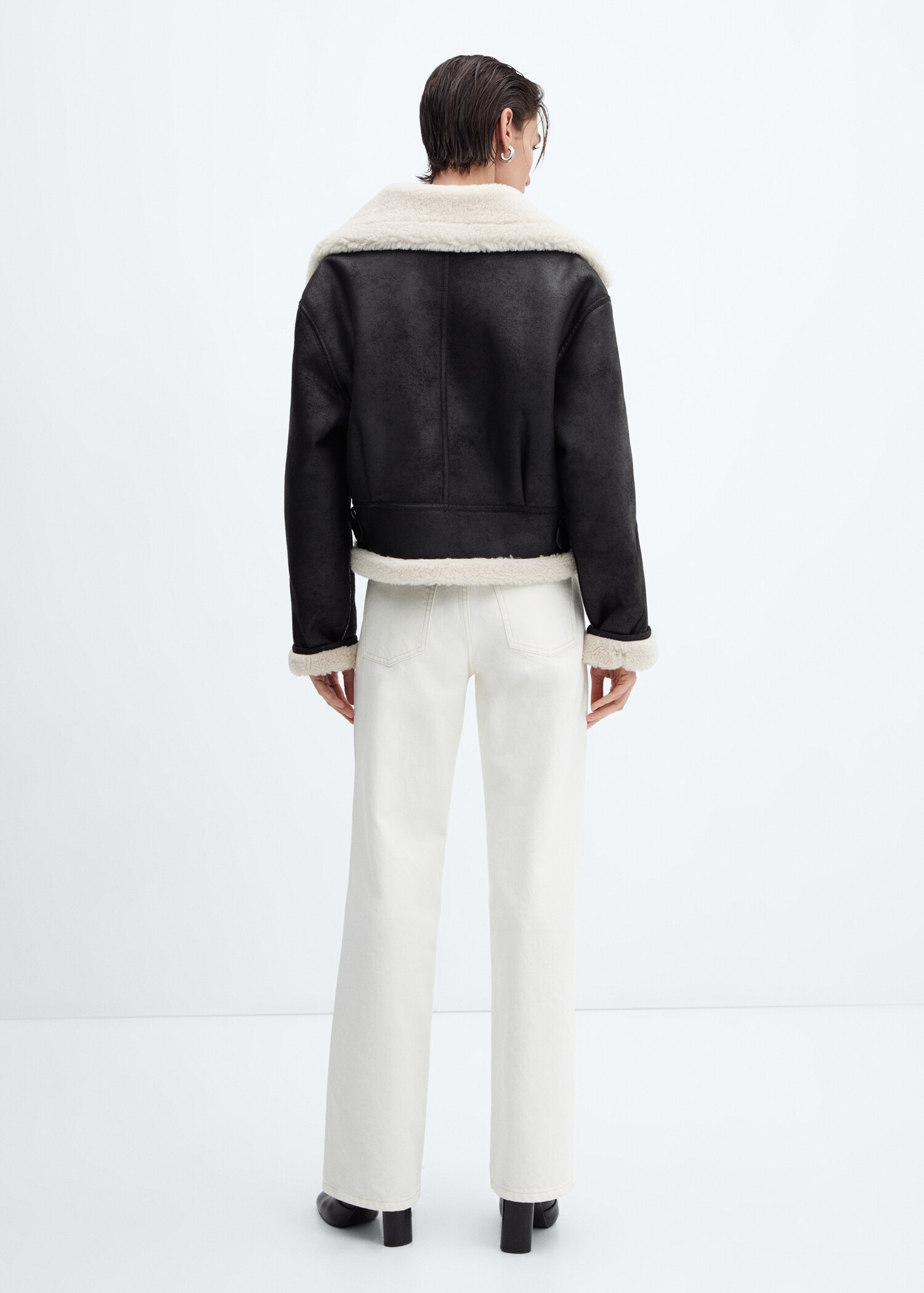 Faux shearling-lined short jacket - Spatele articolului