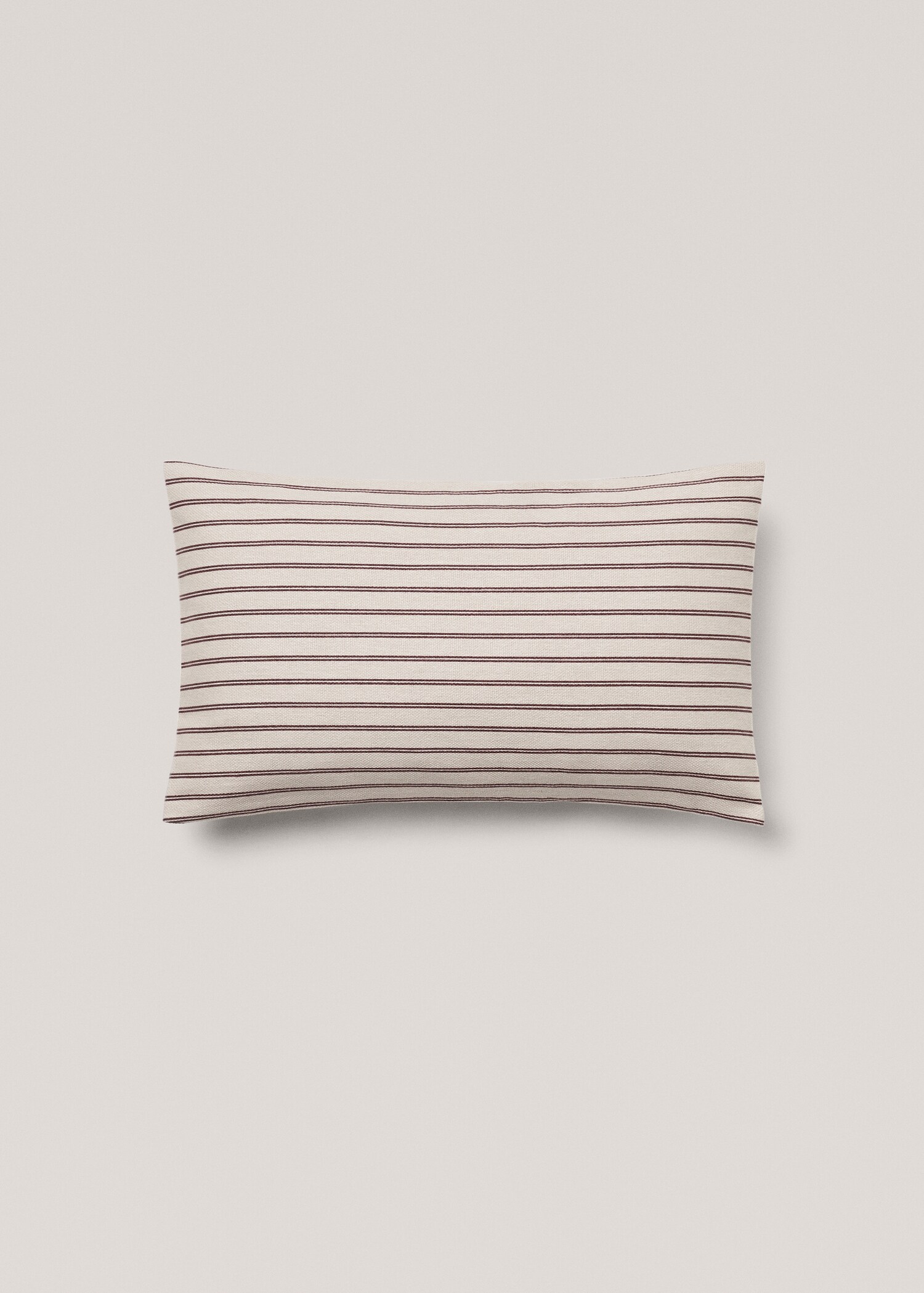 Povlak na polštářek s proužky 30 x 50 cm - Zboží bez modelu