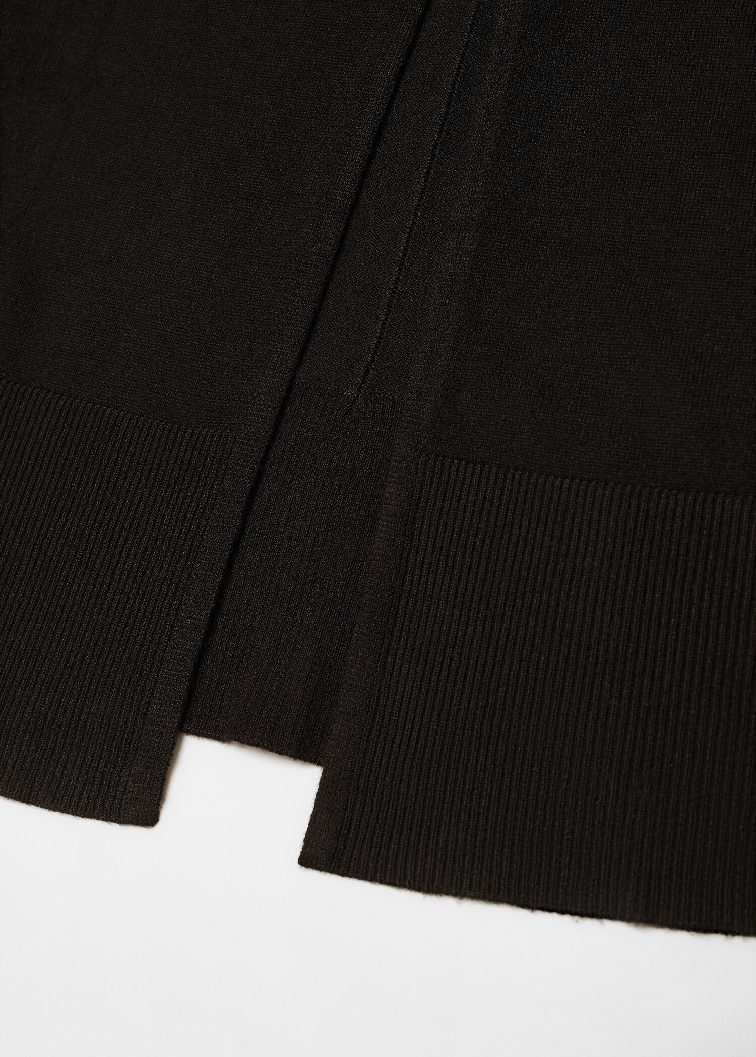 Robe cintrée ouverture arrière - Détail de l'article 8