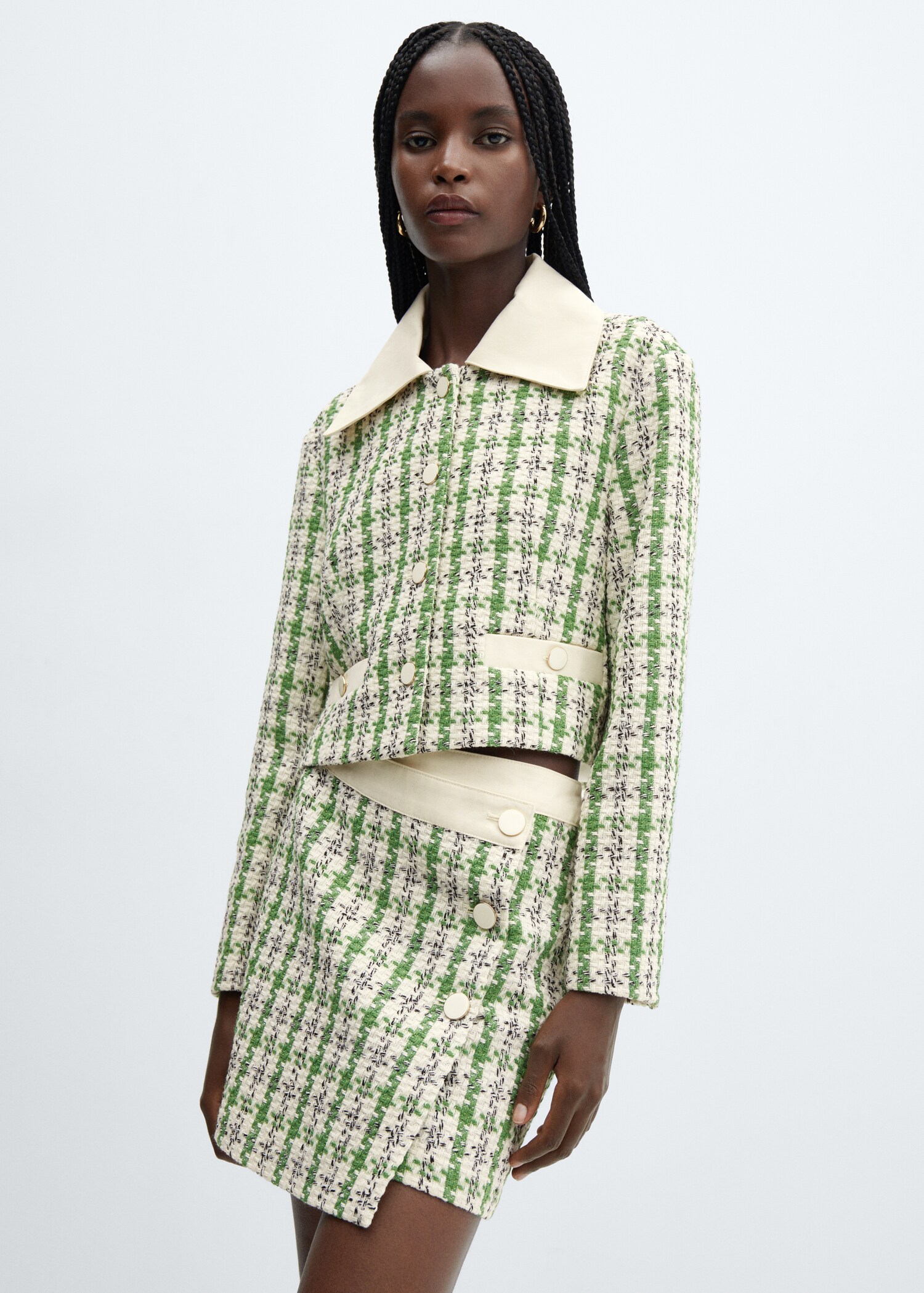 Minifalda tweed botones  - Plano medio
