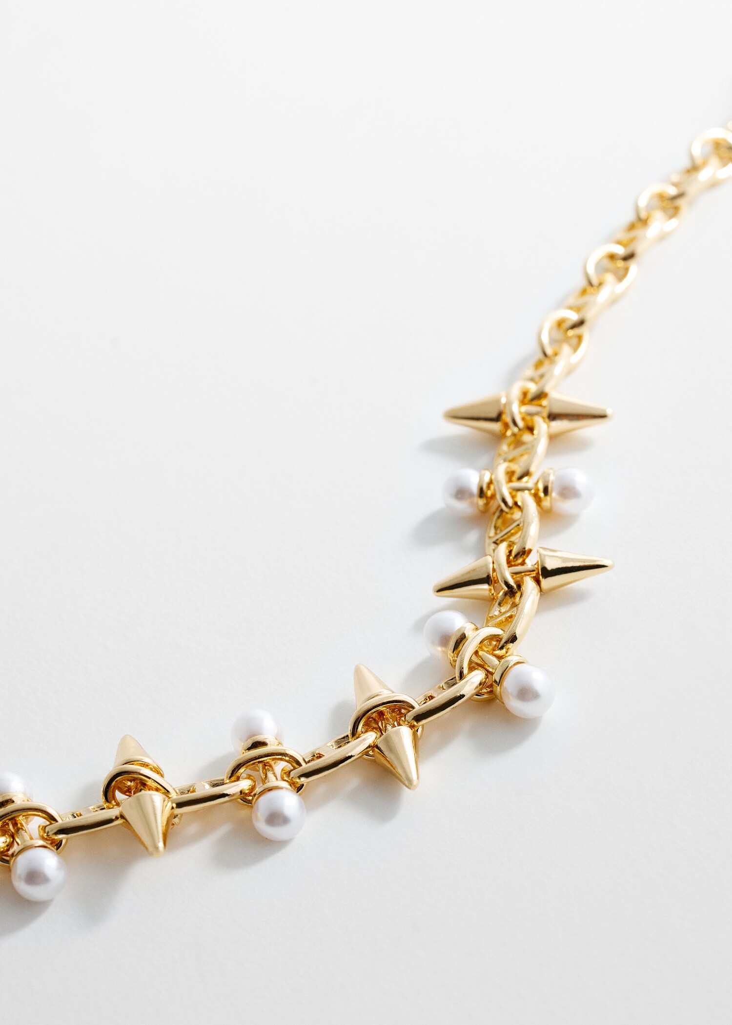 Collar combinado pinchos - Plano medio