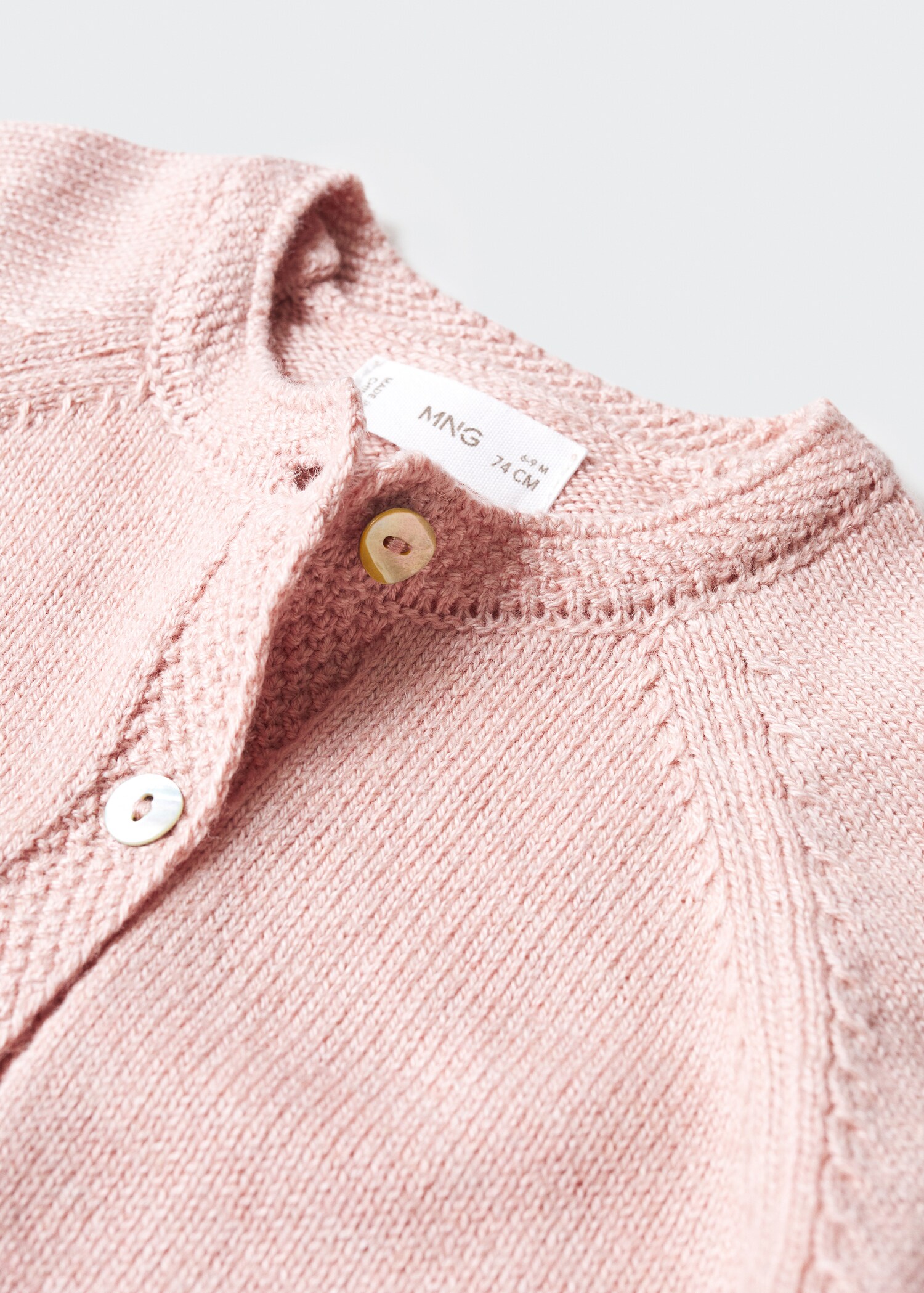 Button knit cardigan - Details of the article 0
