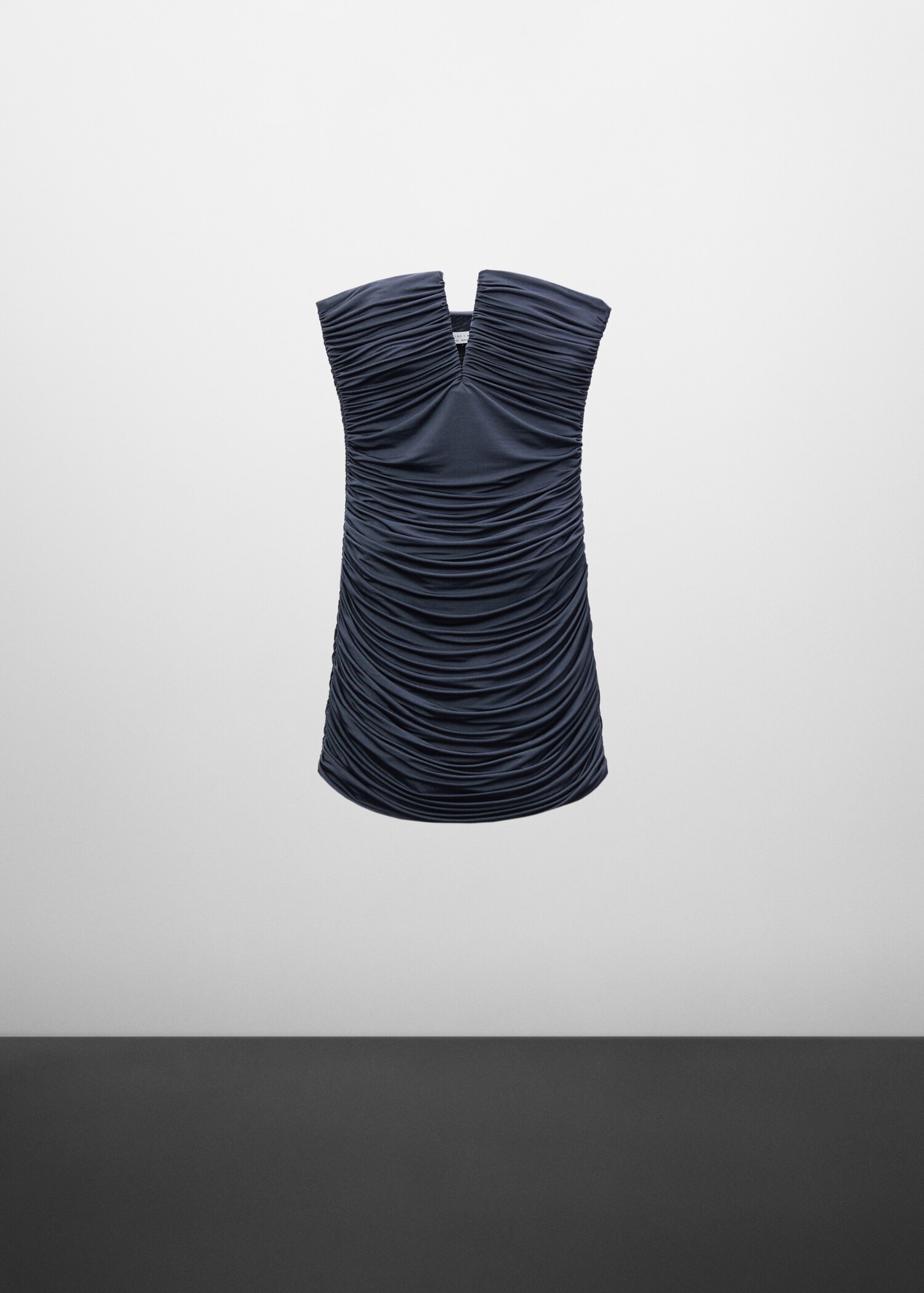 Vestito drappeggiato senza spallini - Articolo senza modello