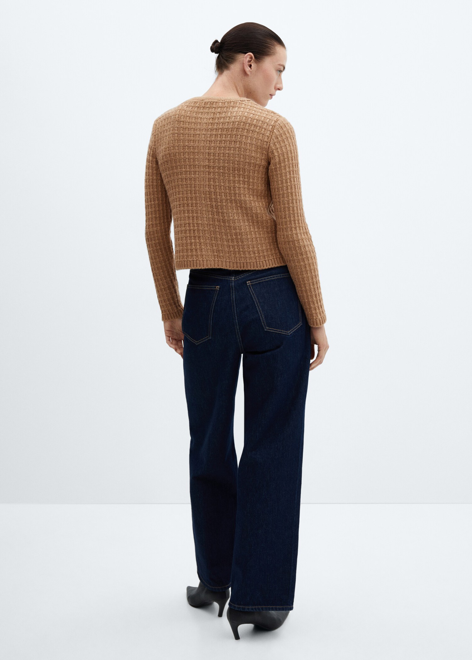 Button knit cardigan - Reverse of the article