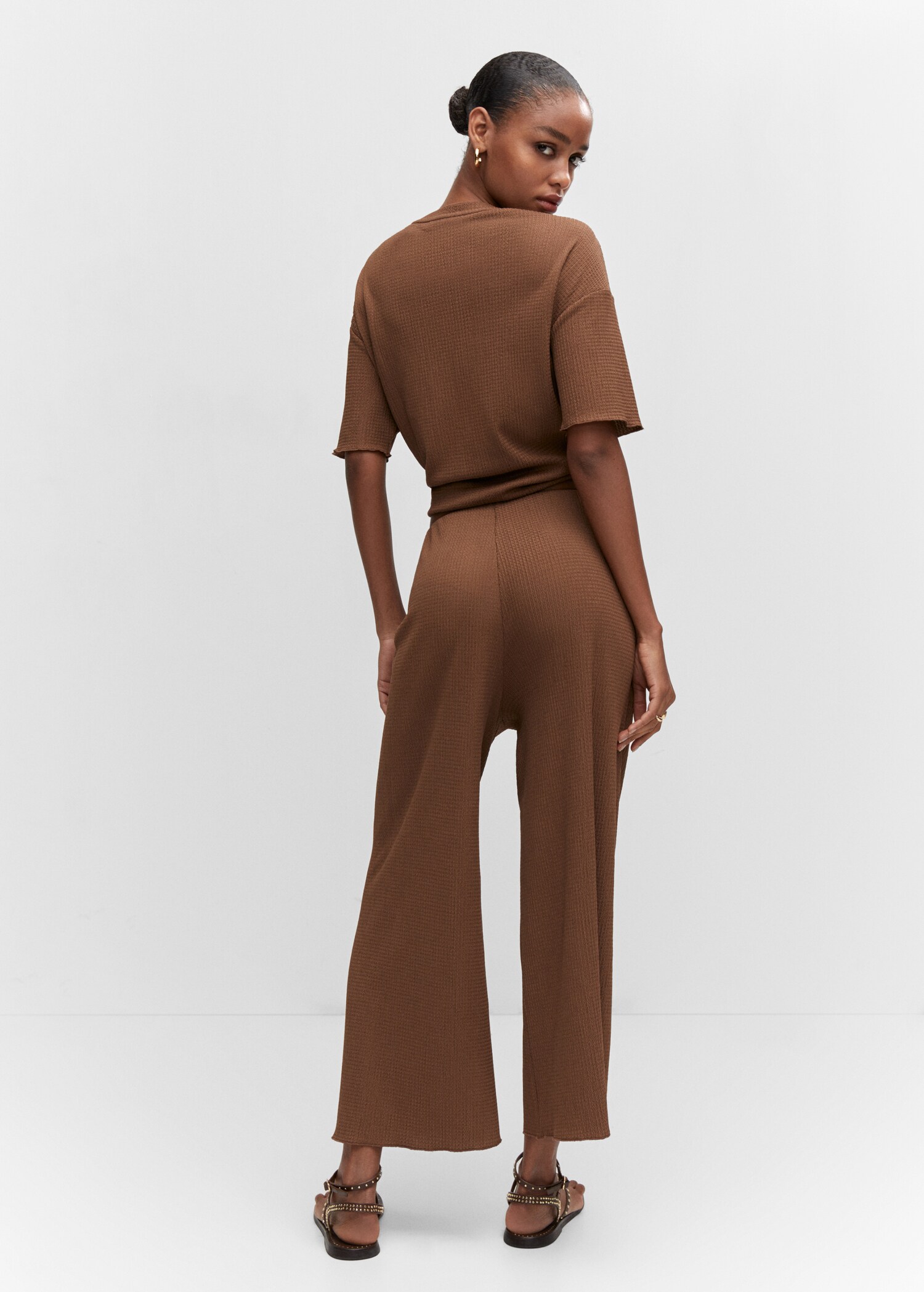 Textured culotte pants - Reverse of the article