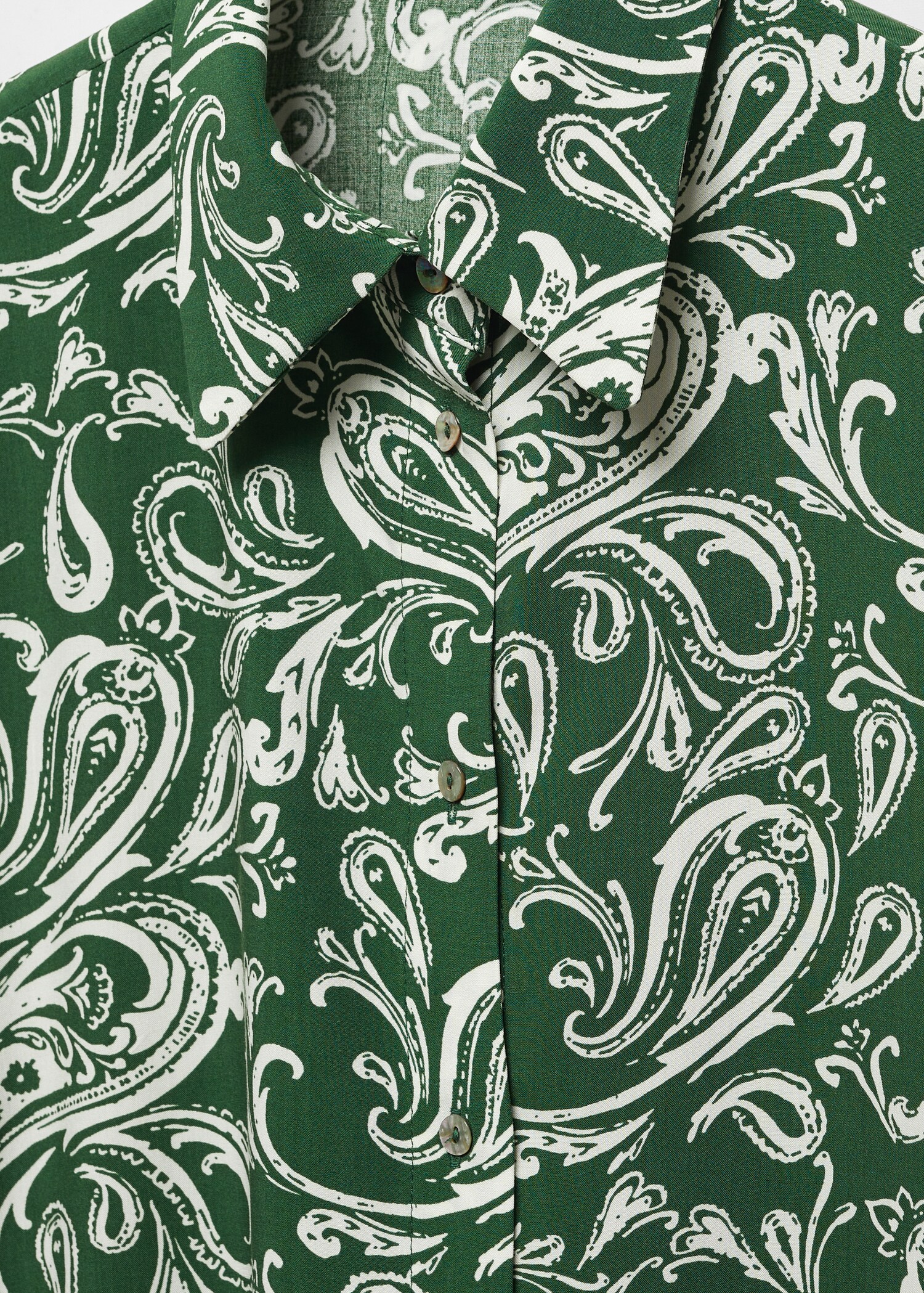 Printed flowy shirt - Details of the article 8