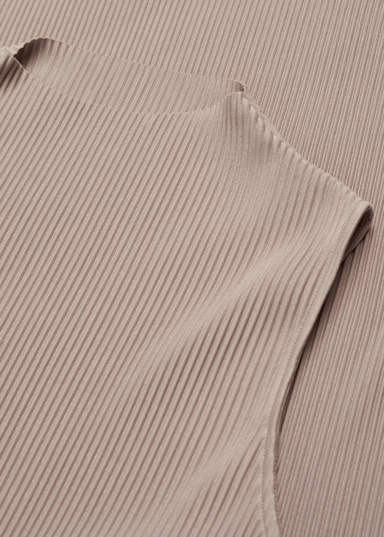 Robe cintrée côtelée - Détail de l'article 8