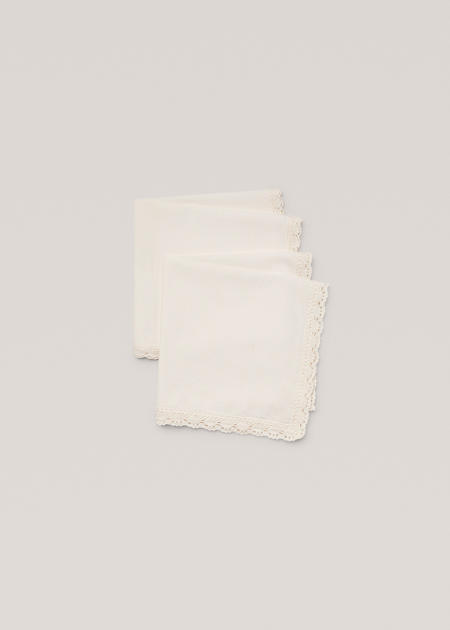 Pack of two lace napkins - Details of the article 1