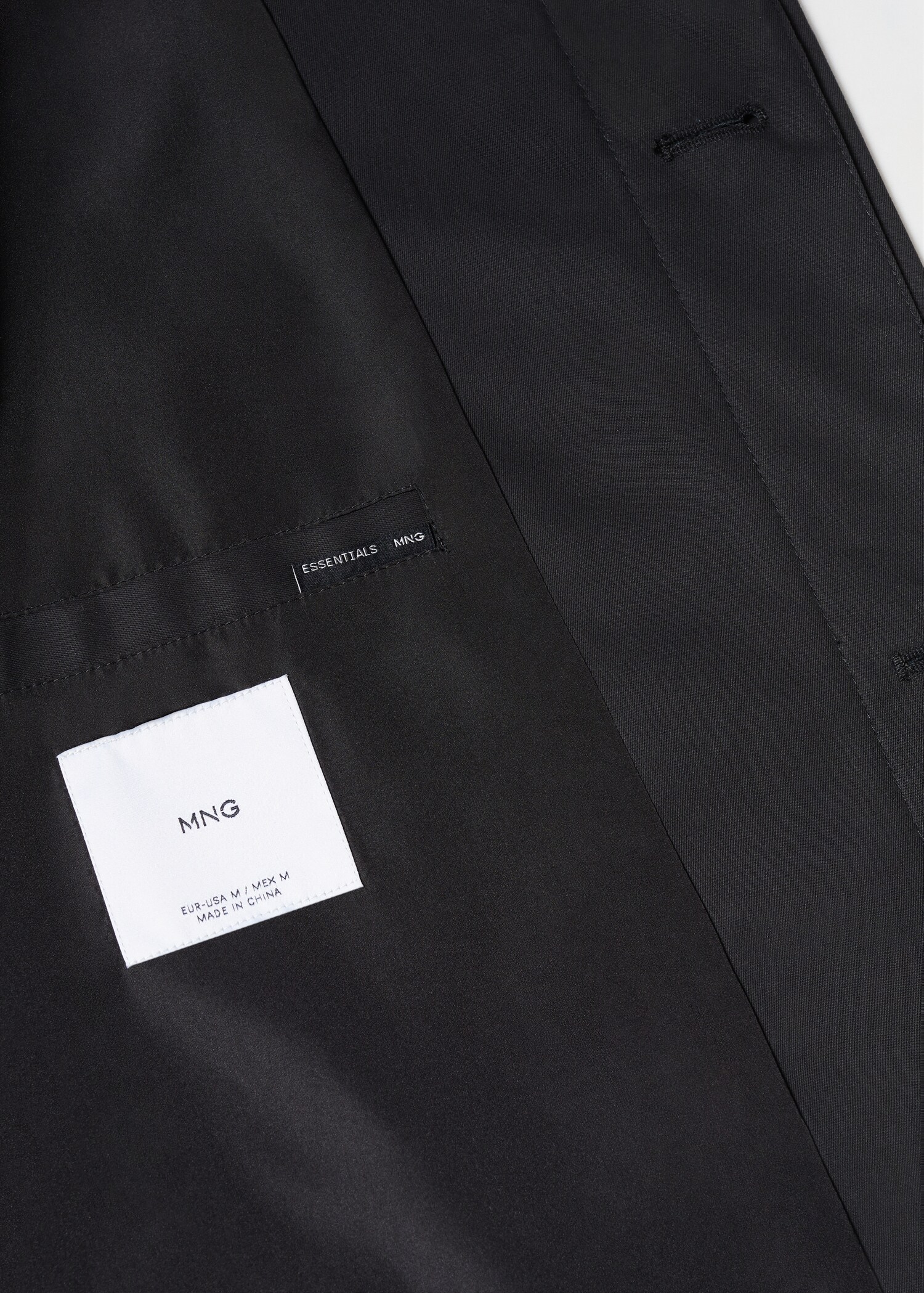 Water-repellent cotton trench coat - Details of the article 8