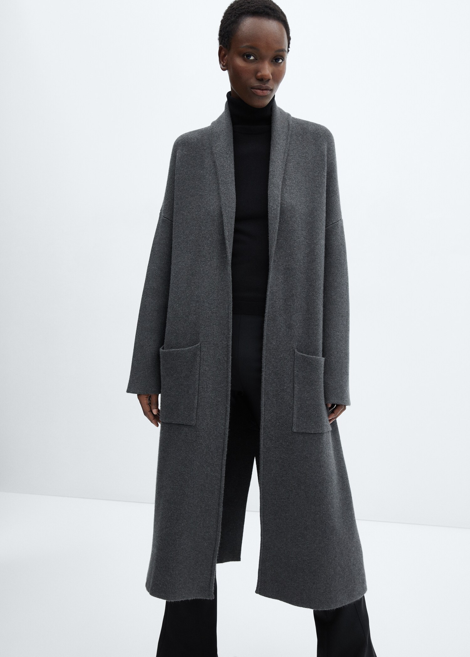 Oversized knitted coat with pockets - Medium plane