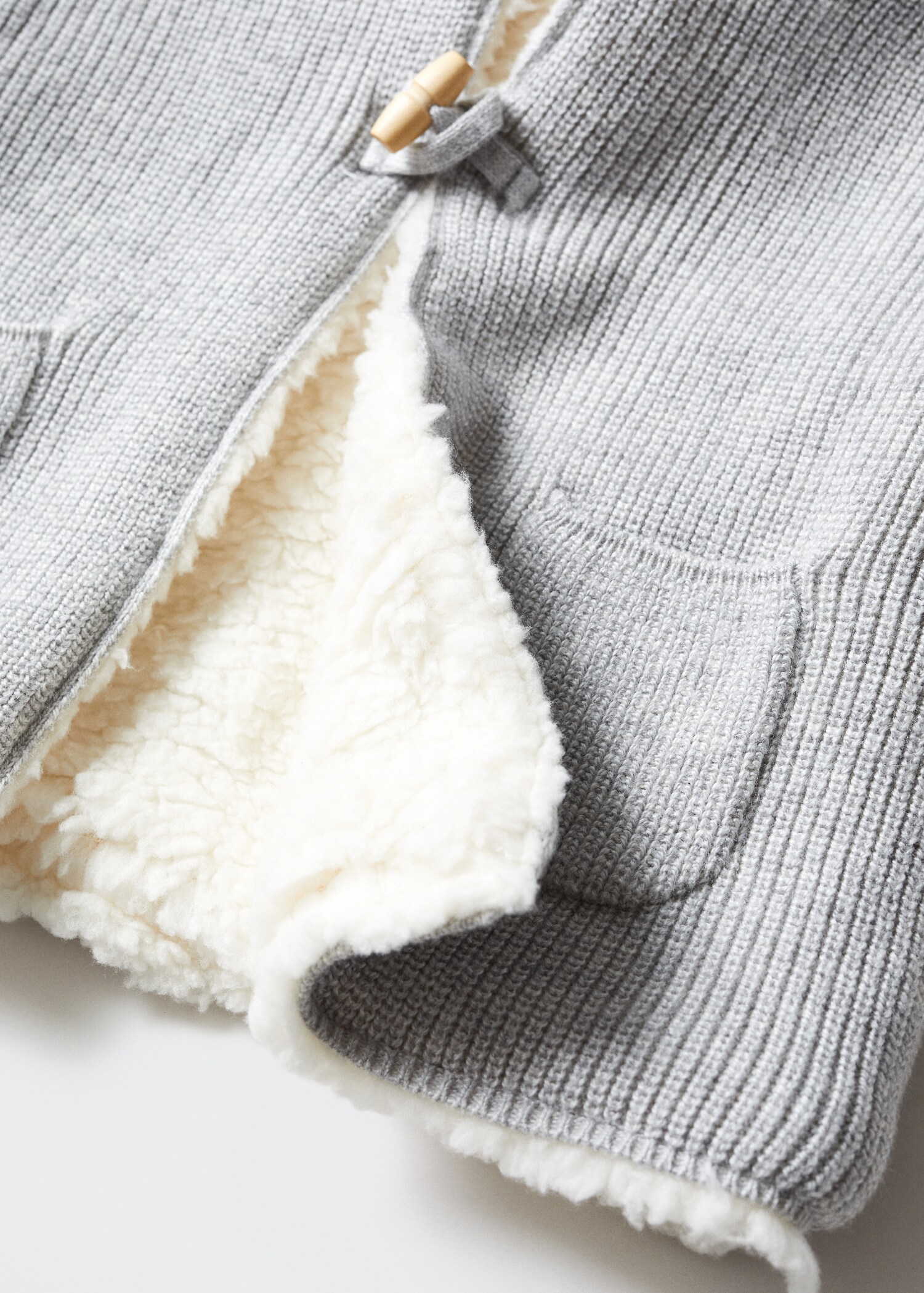 Knitted cardigan with fur-effect lining - Details of the article 8