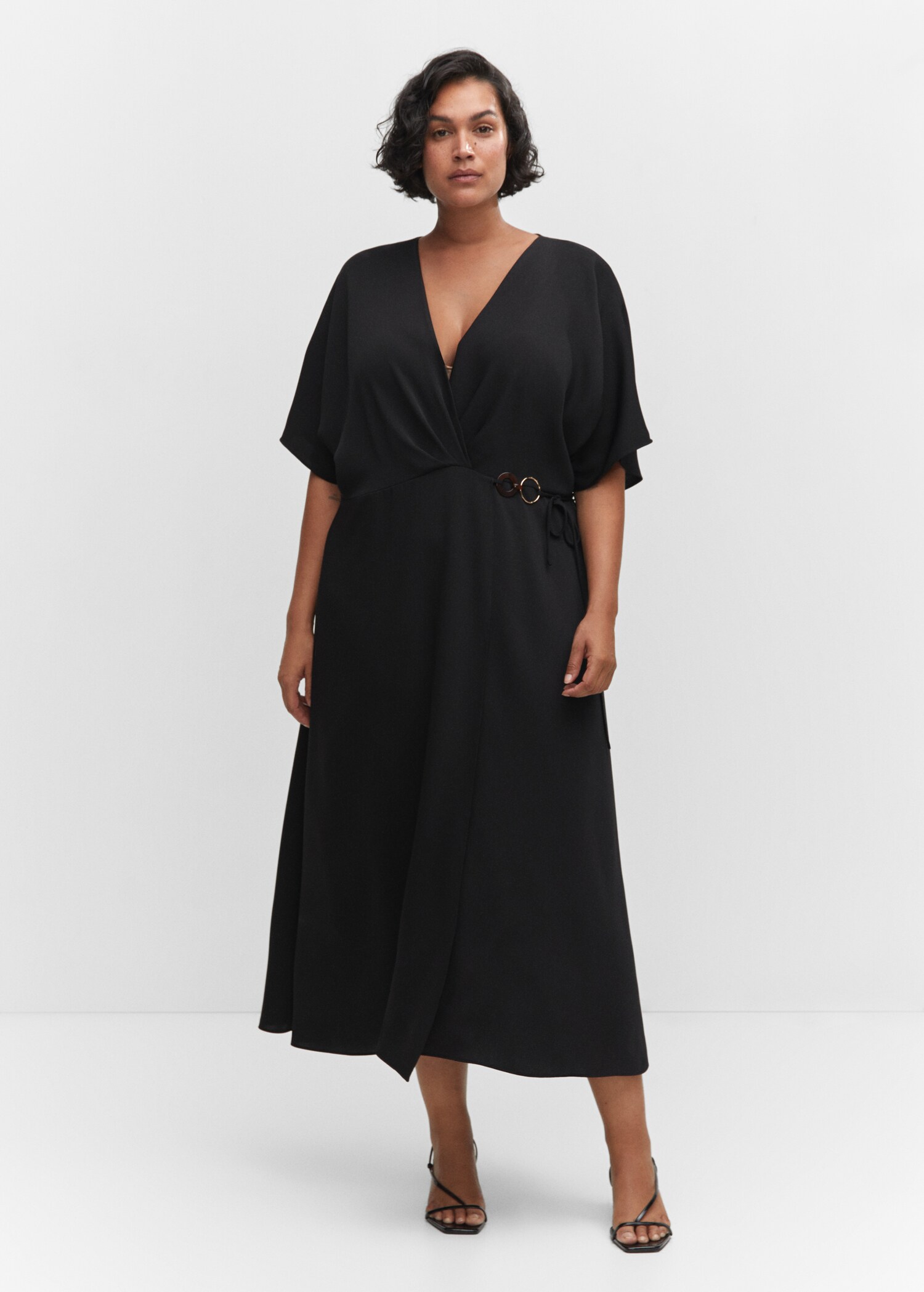 Wrap dress with hoop detail - Details of the article 3