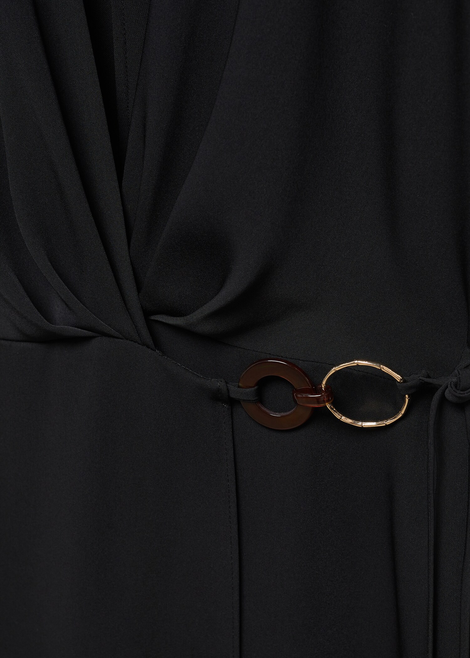 Wrap dress with hoop detail - Details of the article 8