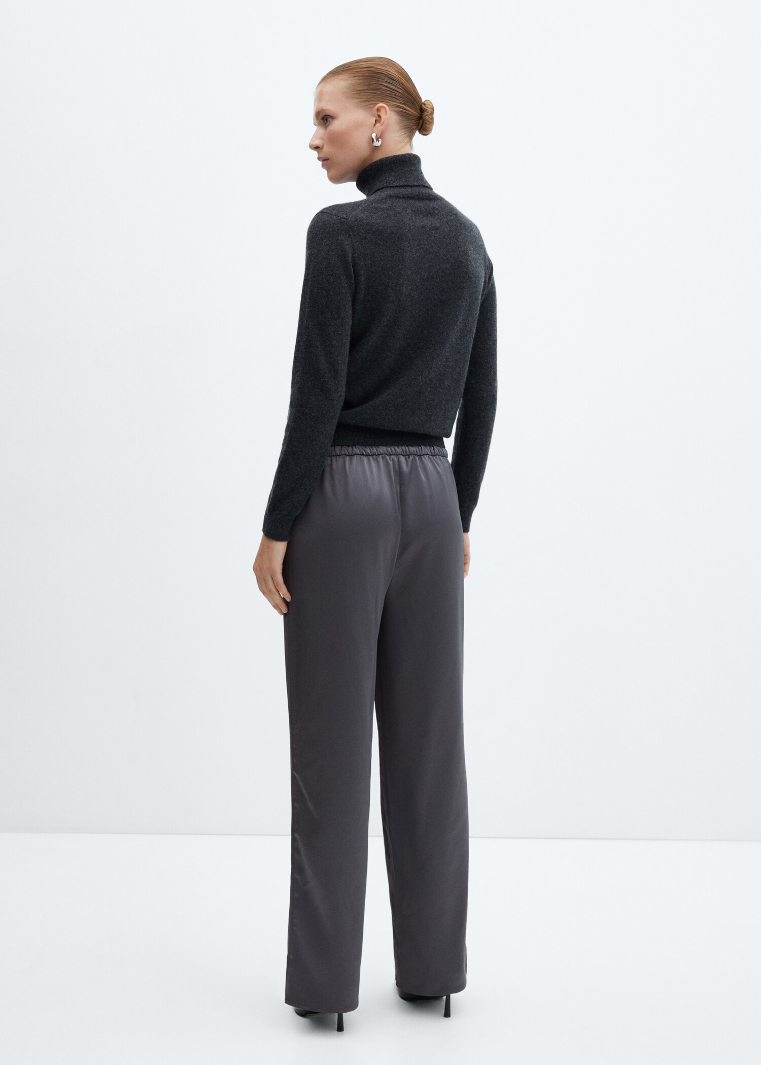 Pantalón cintura elástica satinado - Reverso del artículo